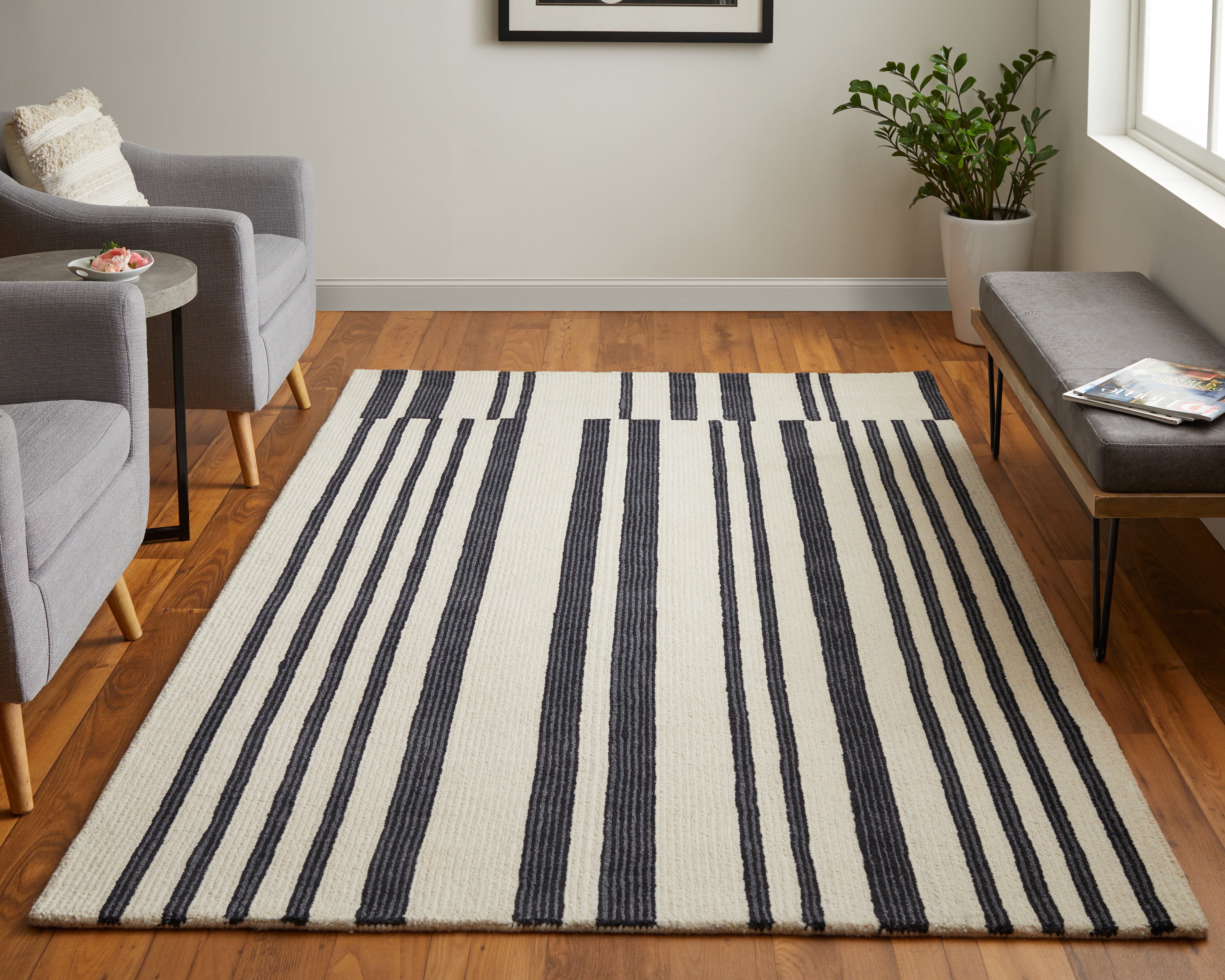 Maguire Transitional Abstract - Ivory/Black Area Rug