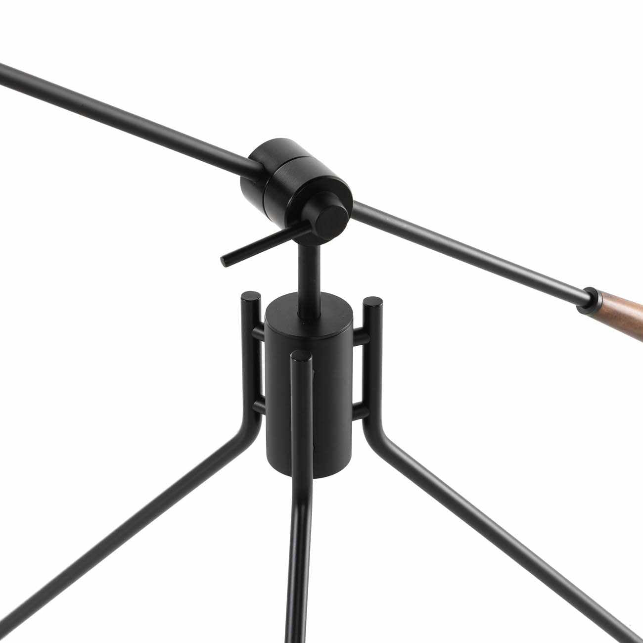 The Walt Floor Lamp