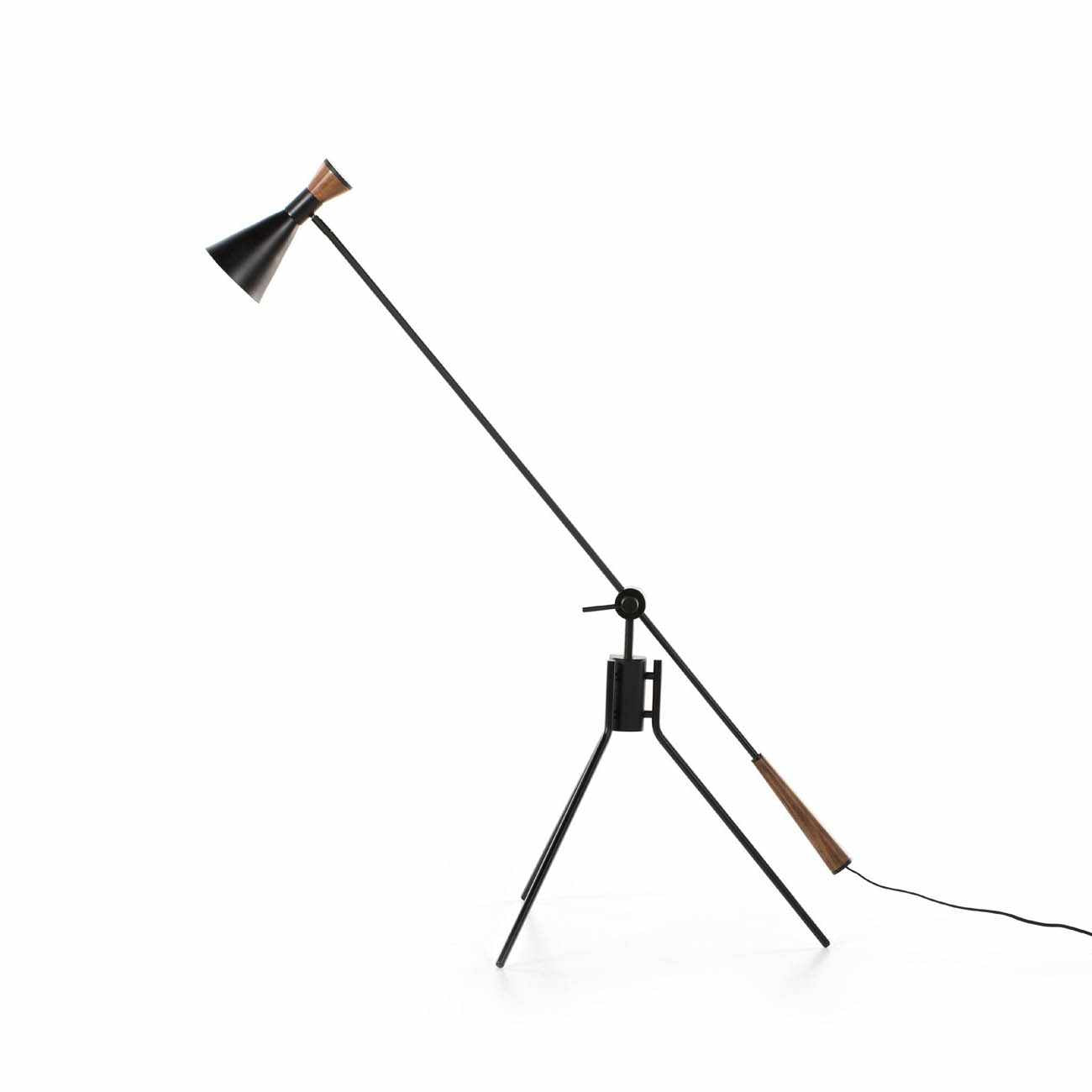 The Walt Floor Lamp