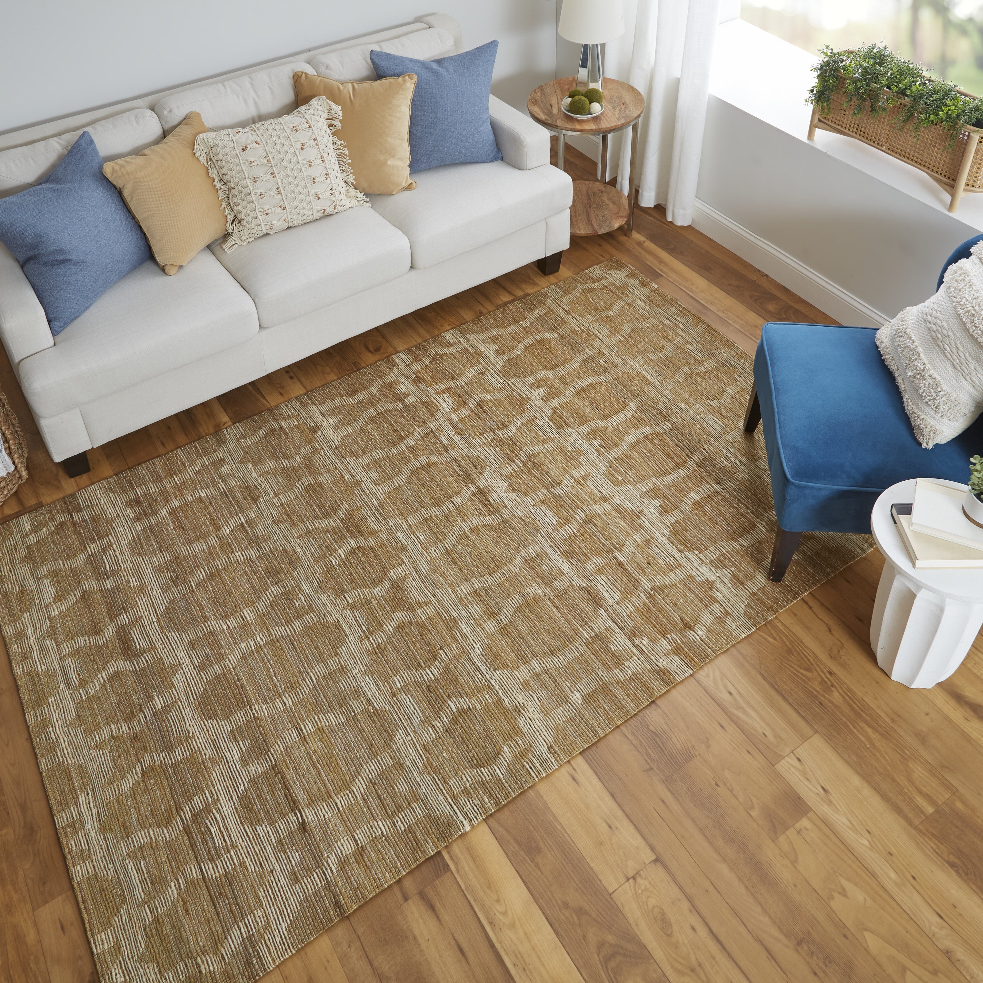 Lilliana Transitional Geometric - Tan/Ivory/Gold