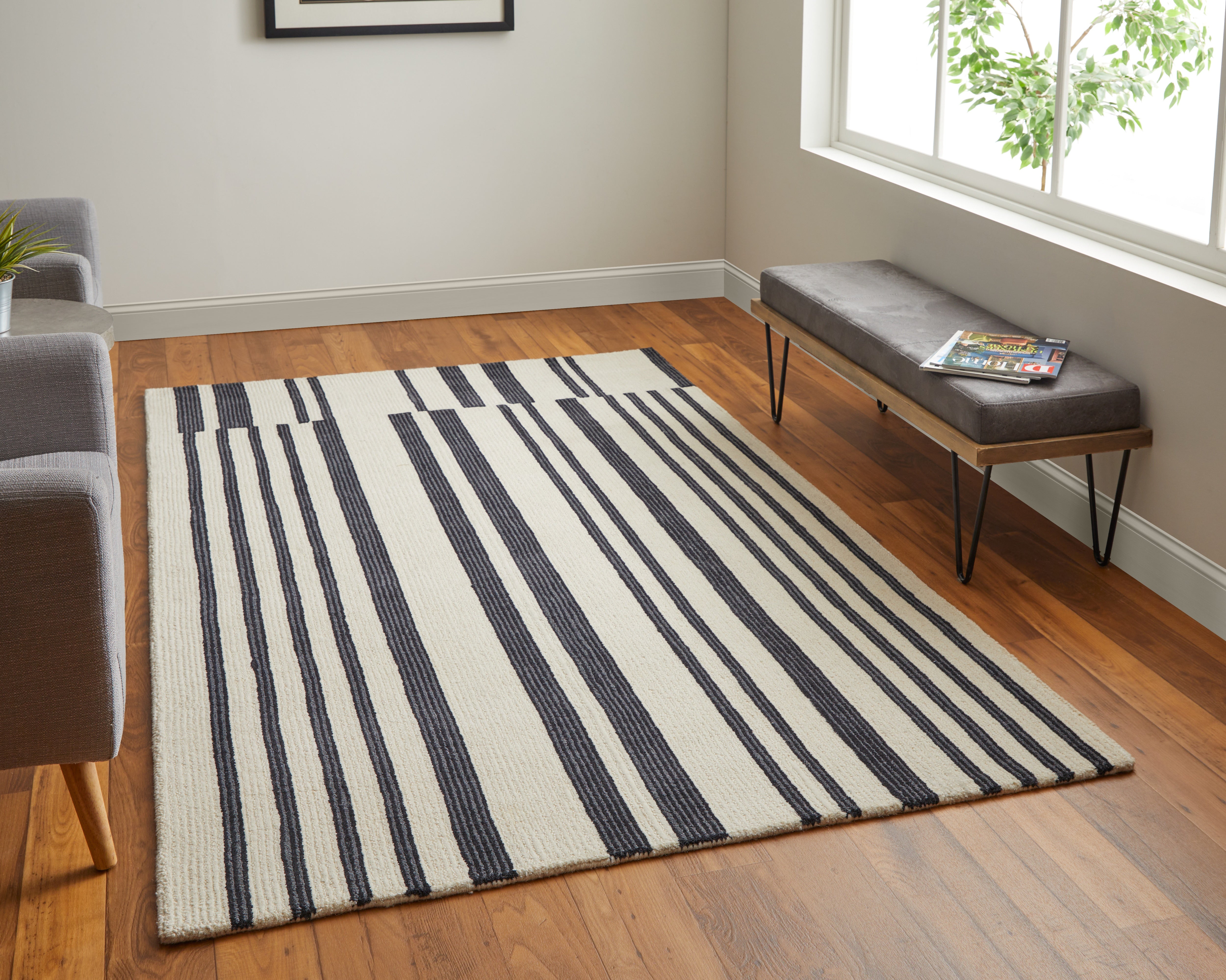 Maguire Transitional Abstract - Ivory/Black Area Rug