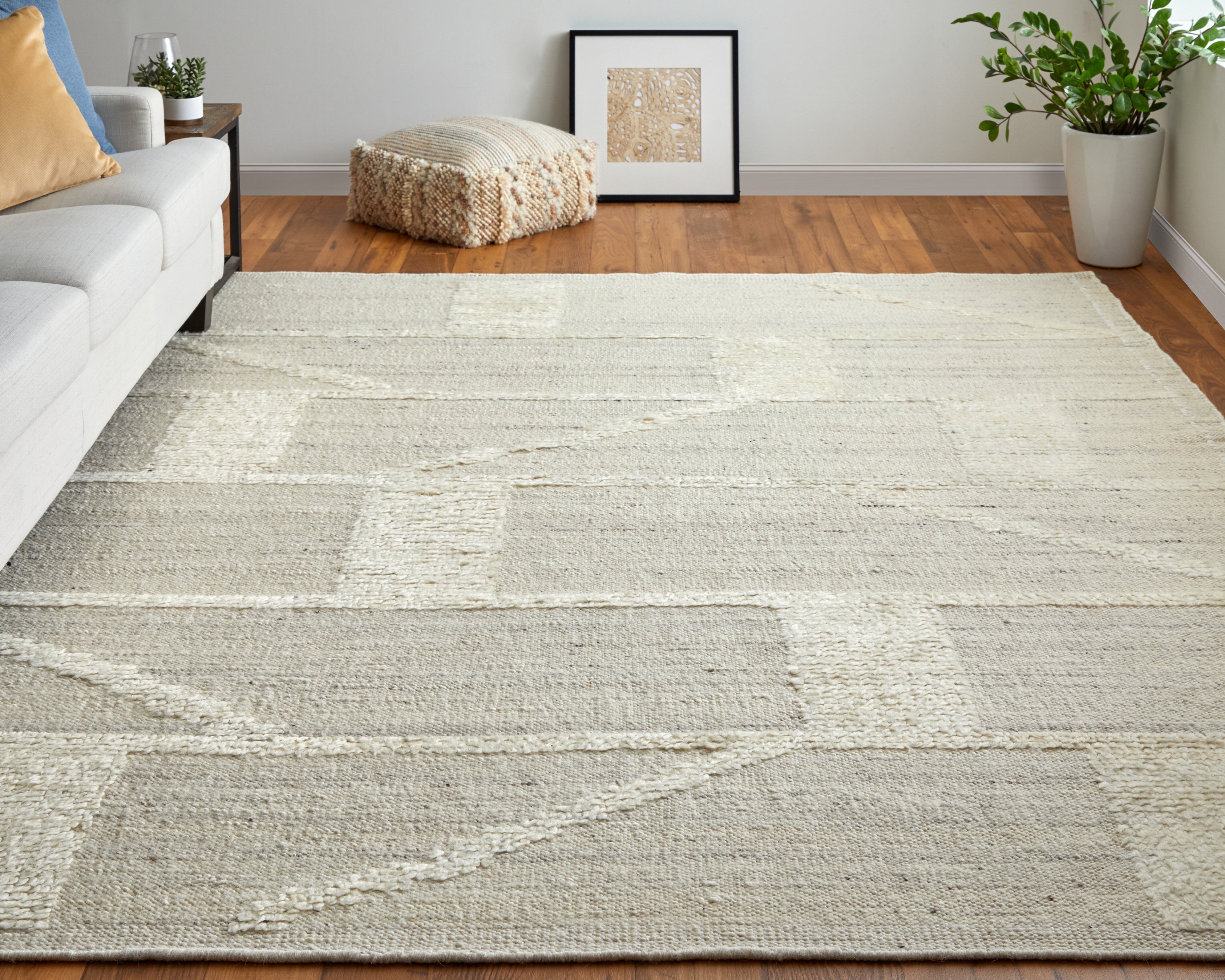 Ashby Transitional Geometric - Tan/Ivory Area Rug
