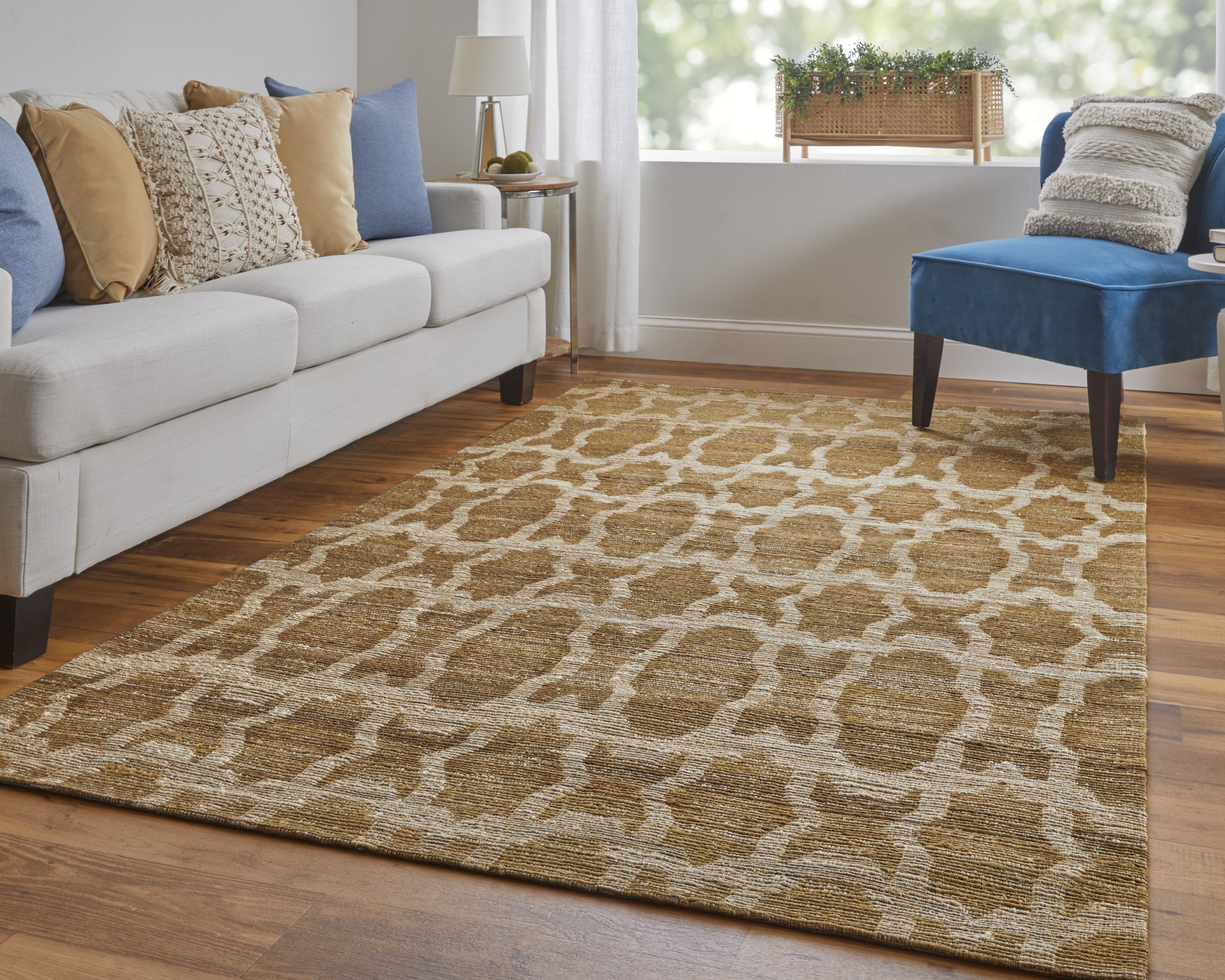 Lilliana Transitional Geometric - Tan/Ivory/Gold