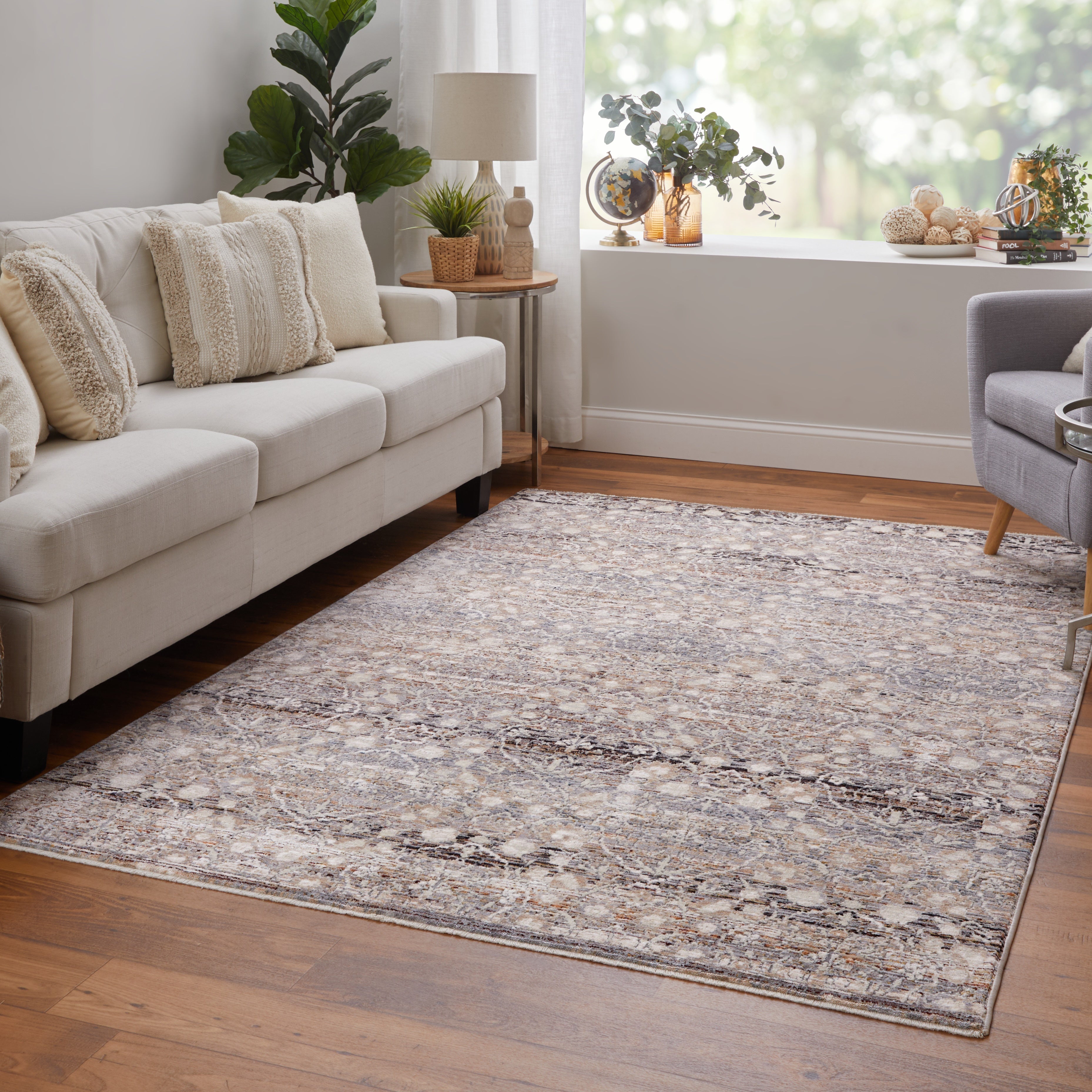 Caprio Transitional Damask - Gray/Ivory/Tan
