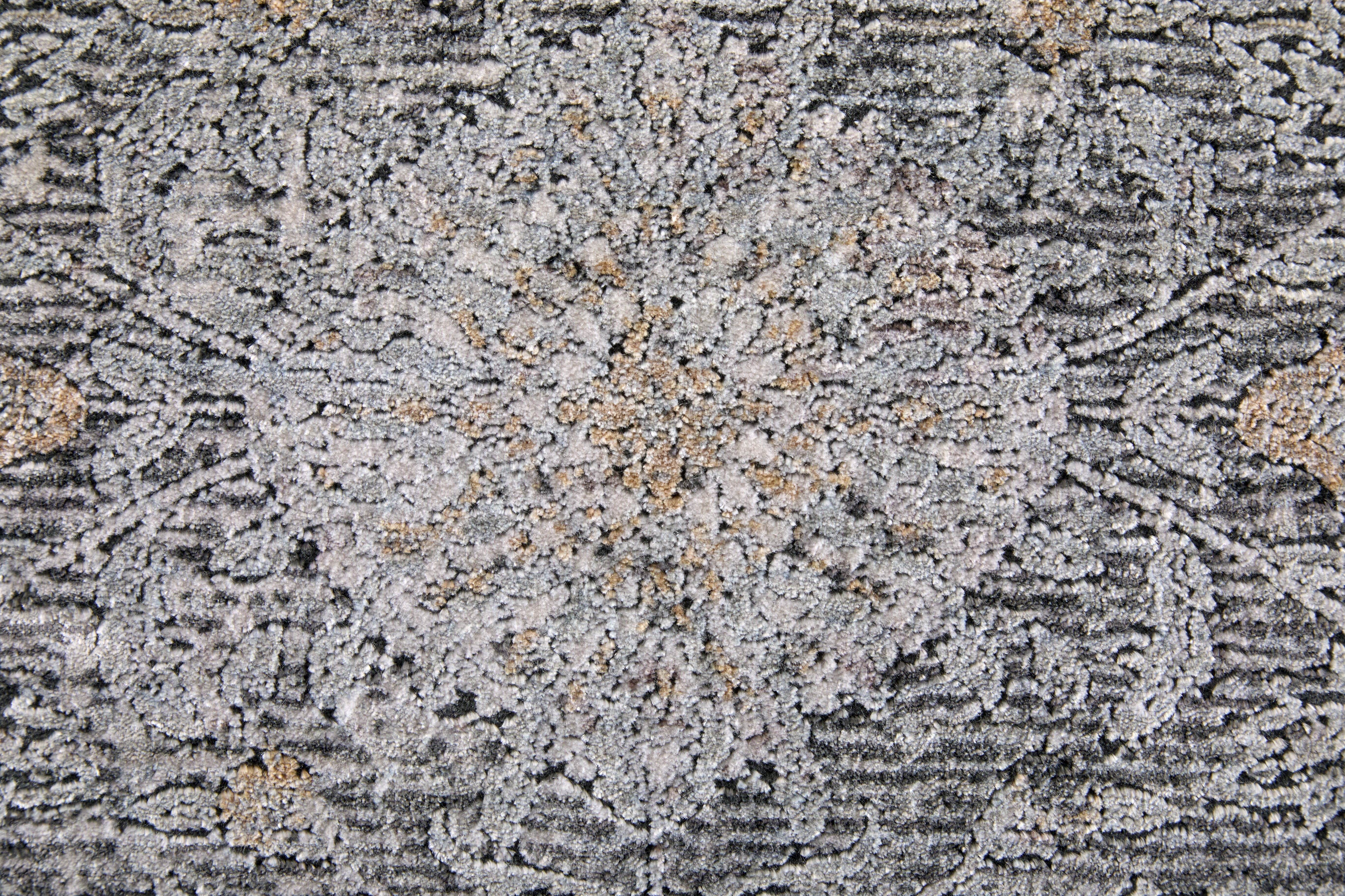 Sarrant Transitional Damask - Gray/Silver/Tan Area Rug