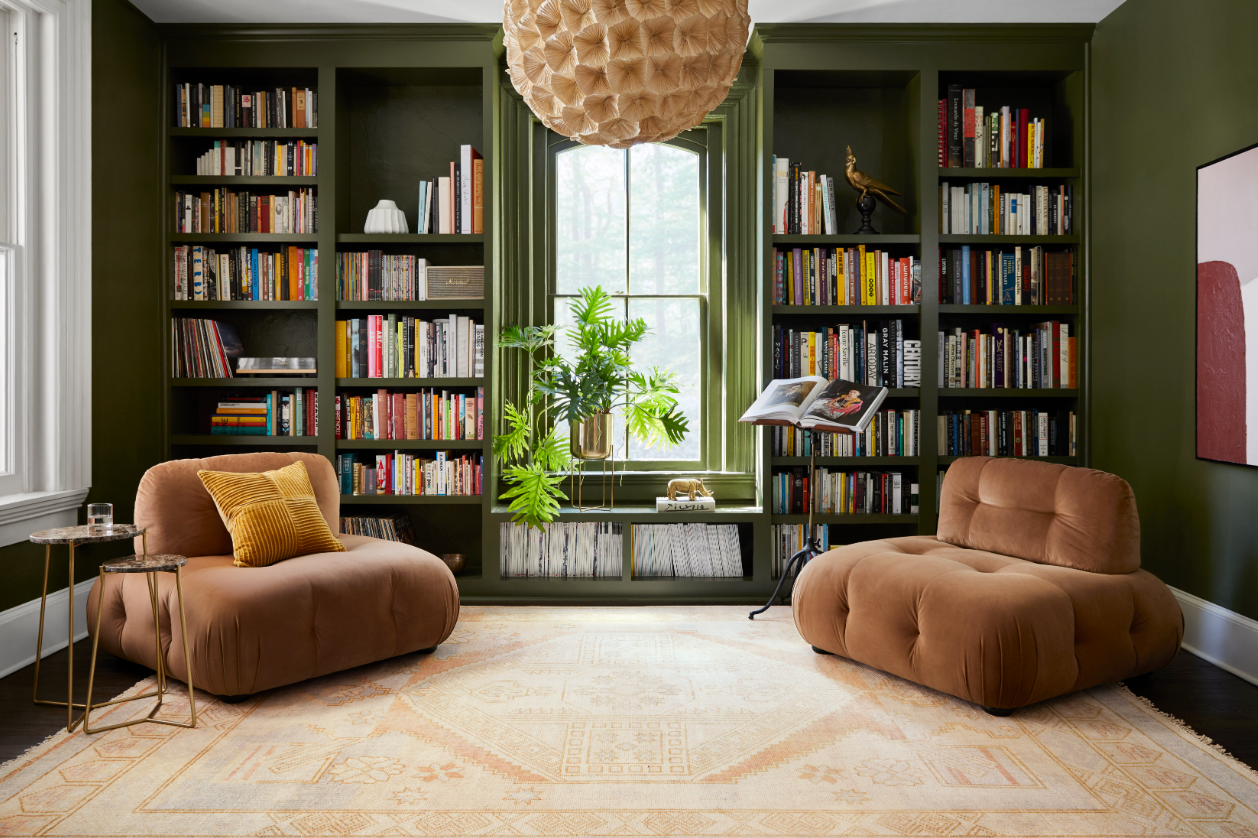 Arvika Medium Brown Chair