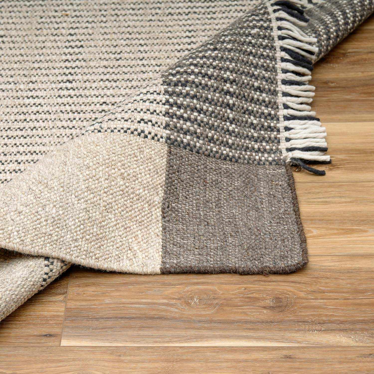 The Barraute Rug