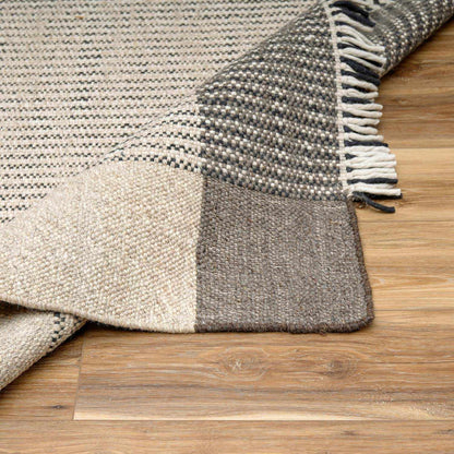 The Barraute Rug