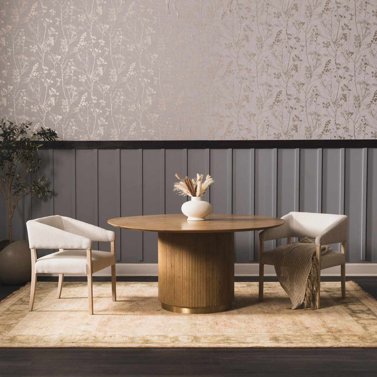 Hicksville Traditional Hand Knotted Wool Rug
