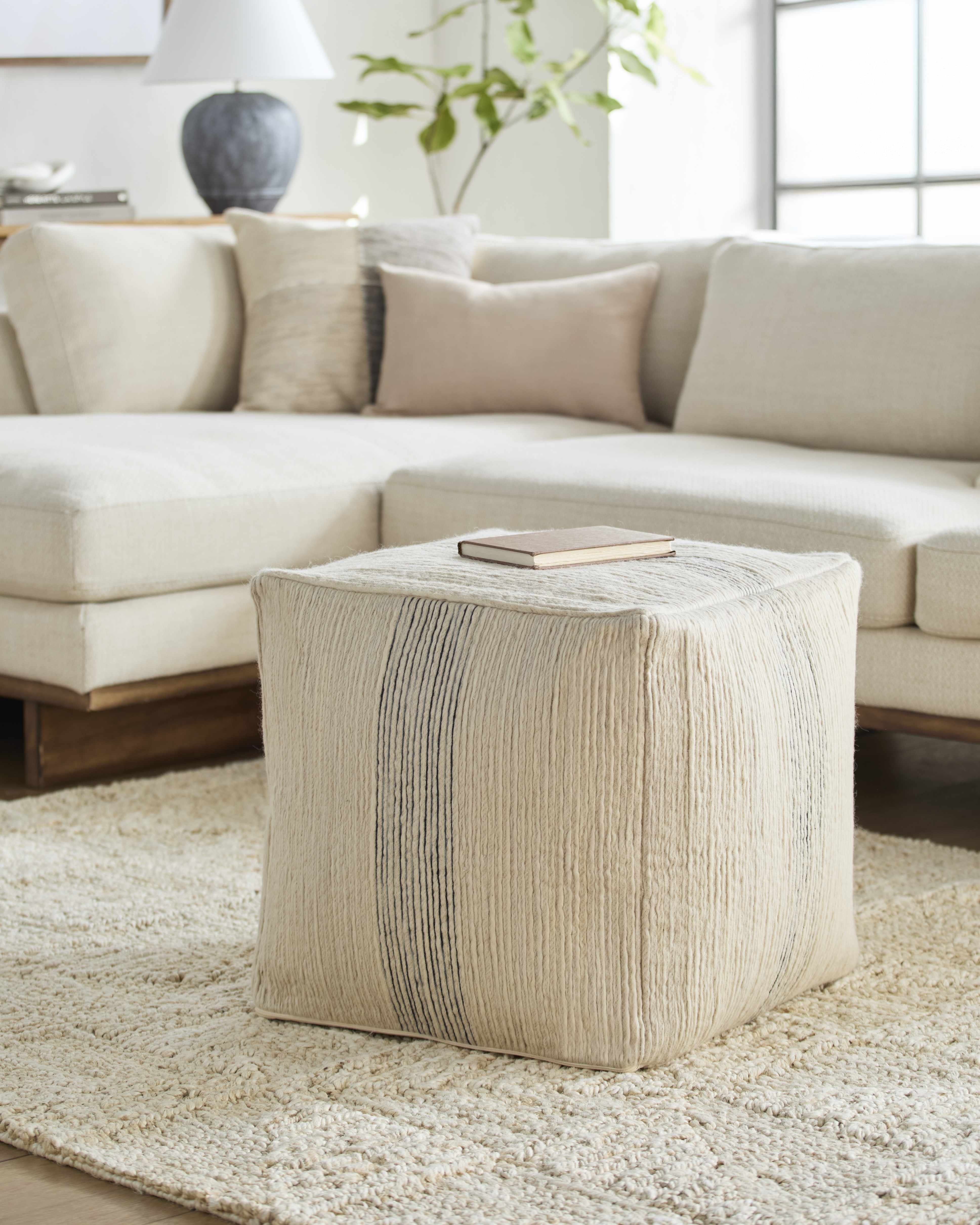 The Tallinn Pouf
