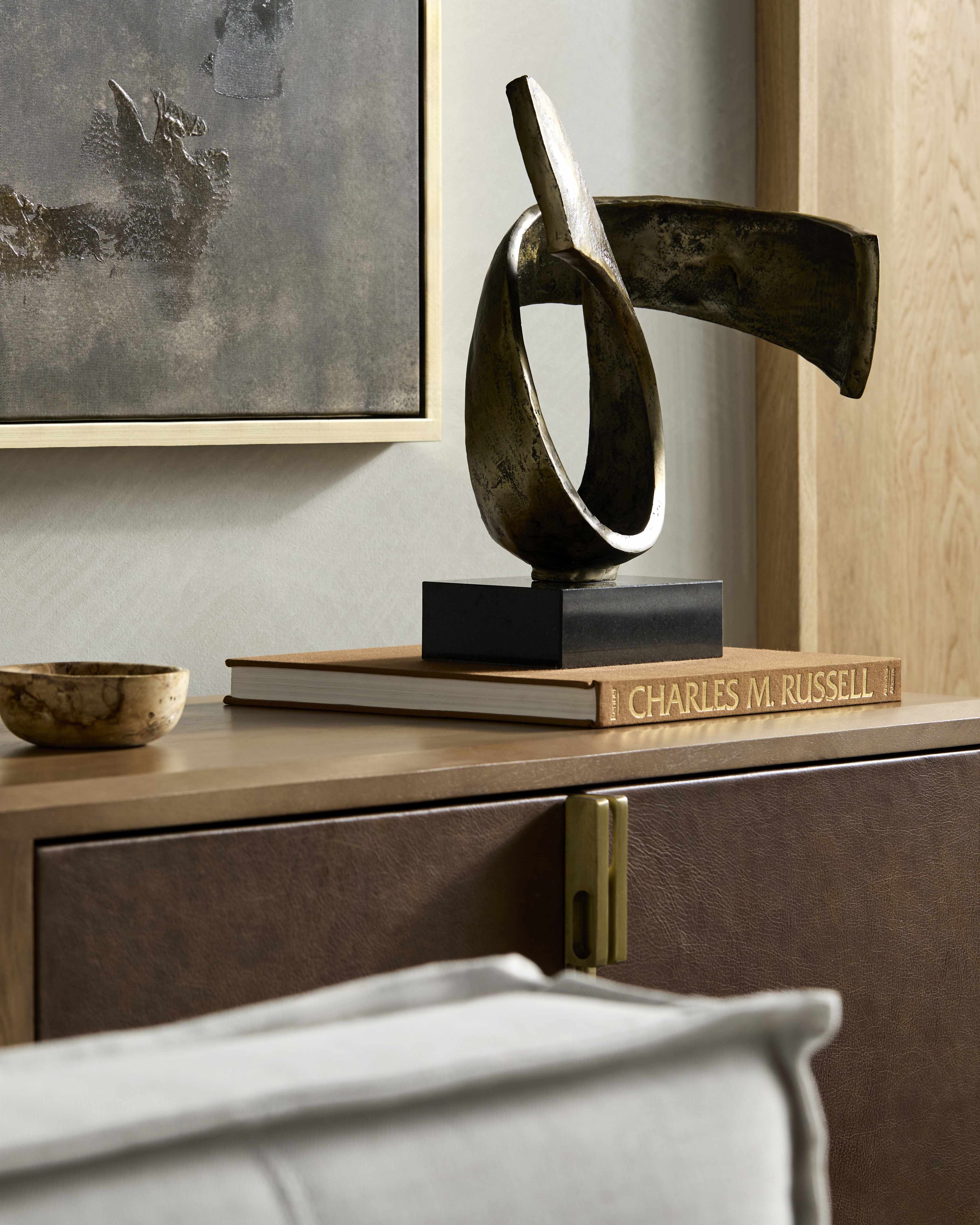 The Altair Decor Piece