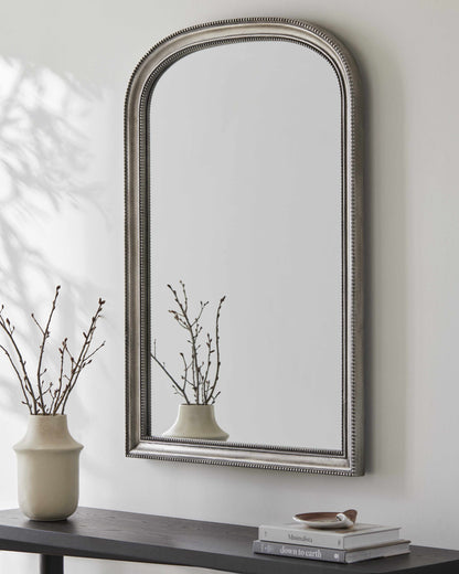 The Aureum Mirror