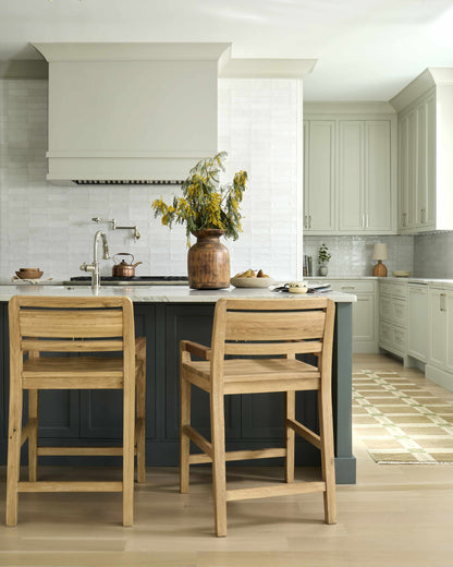 The Hudson Stool
