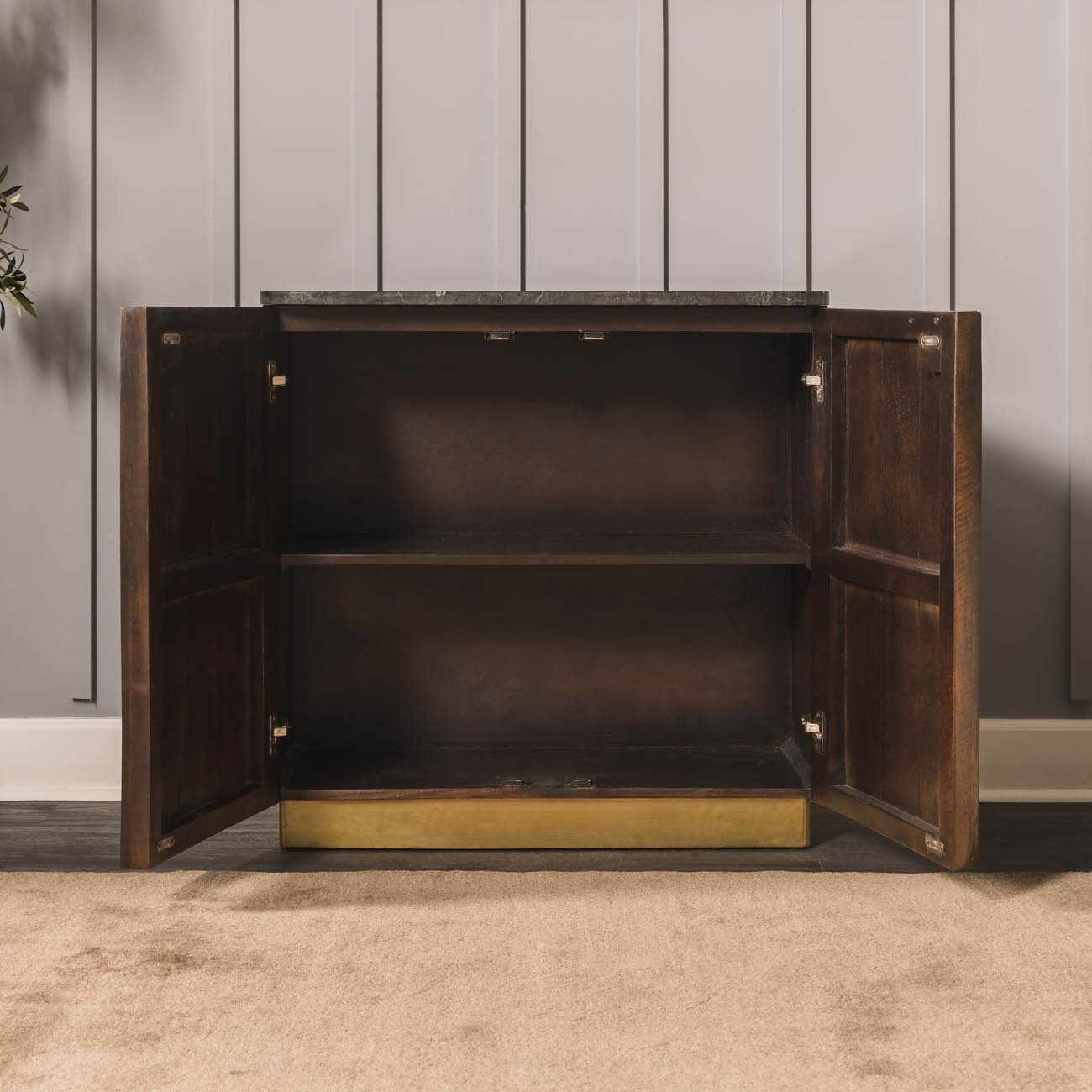The Beekman Cabinet