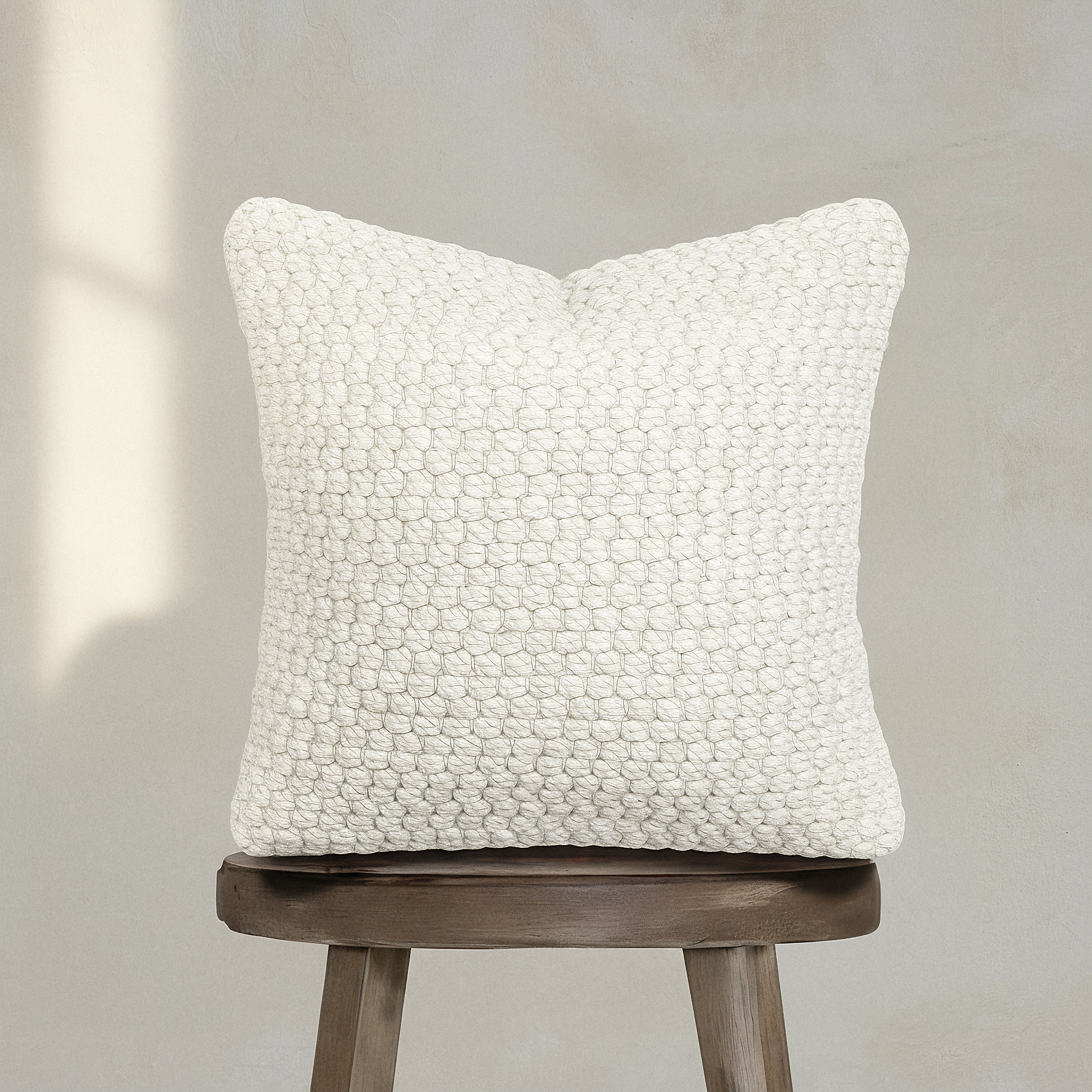 The Angus Pillow