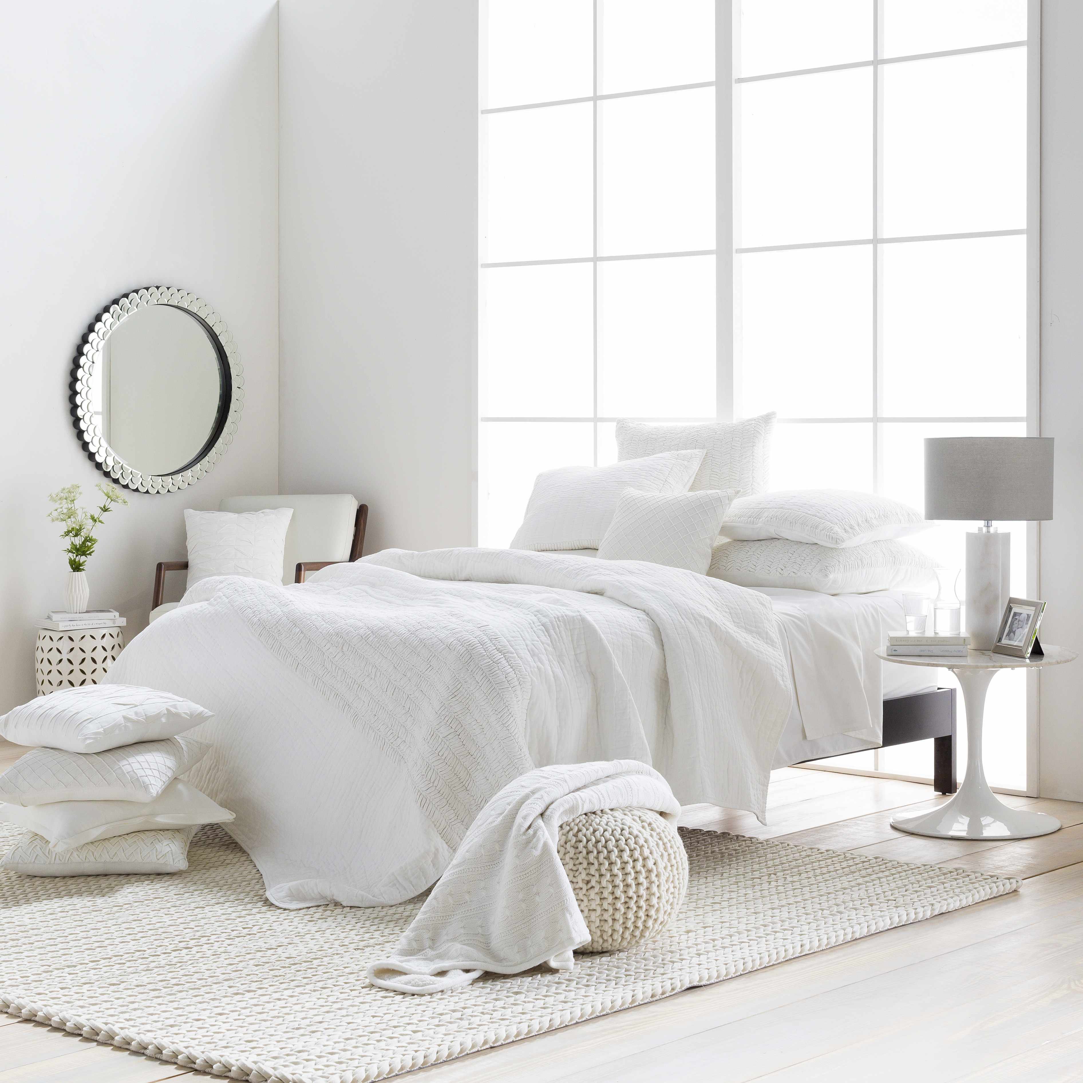 Malitbog Table Lamp