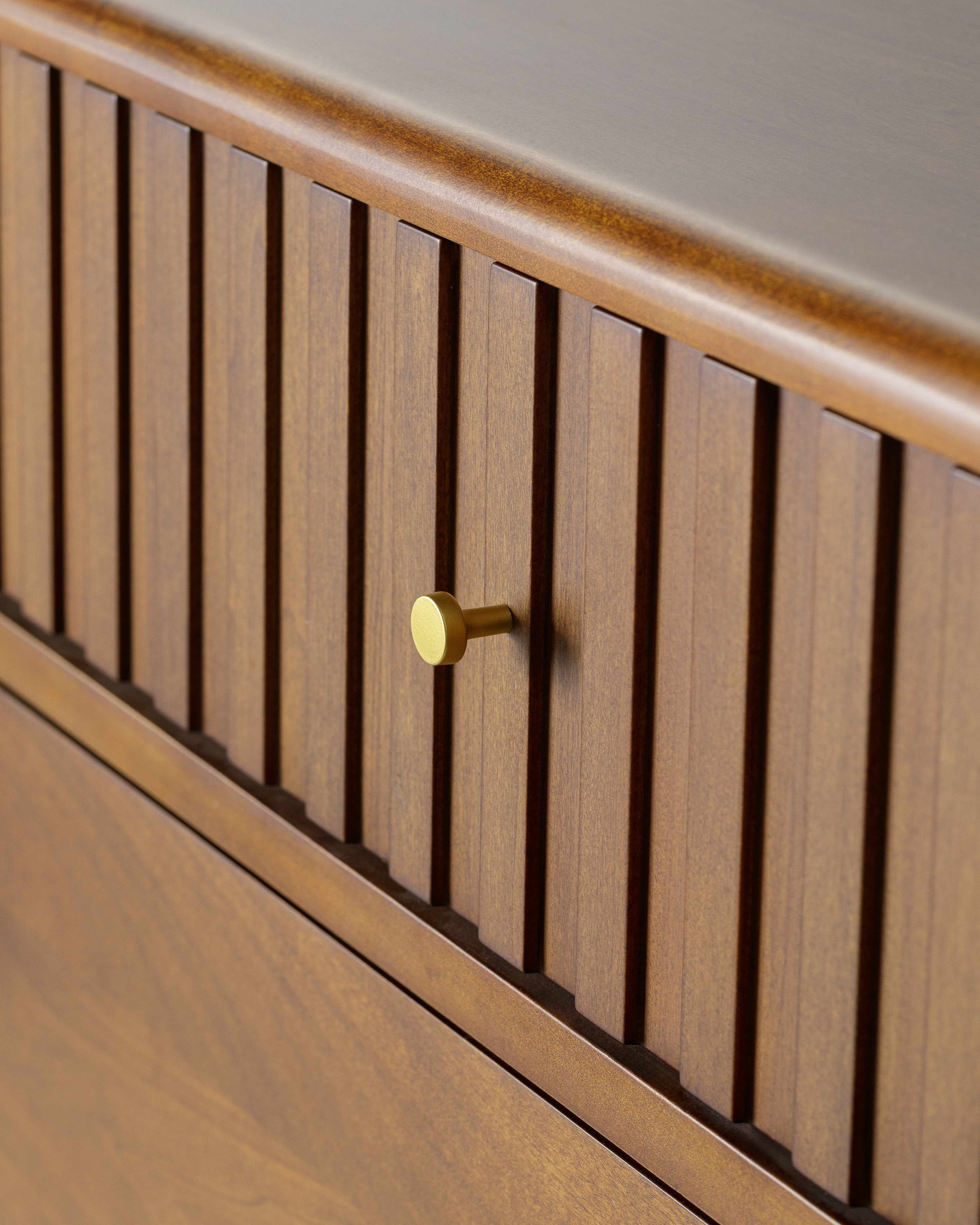 The Dumbo Dresser