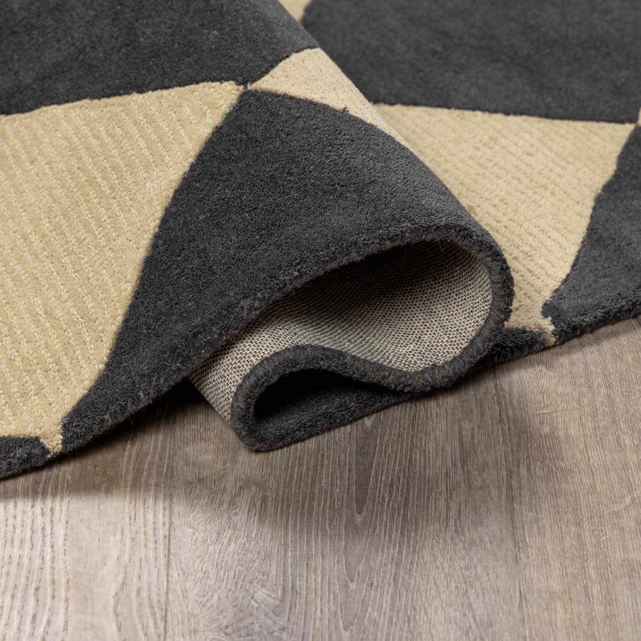 Aradia Area Rug