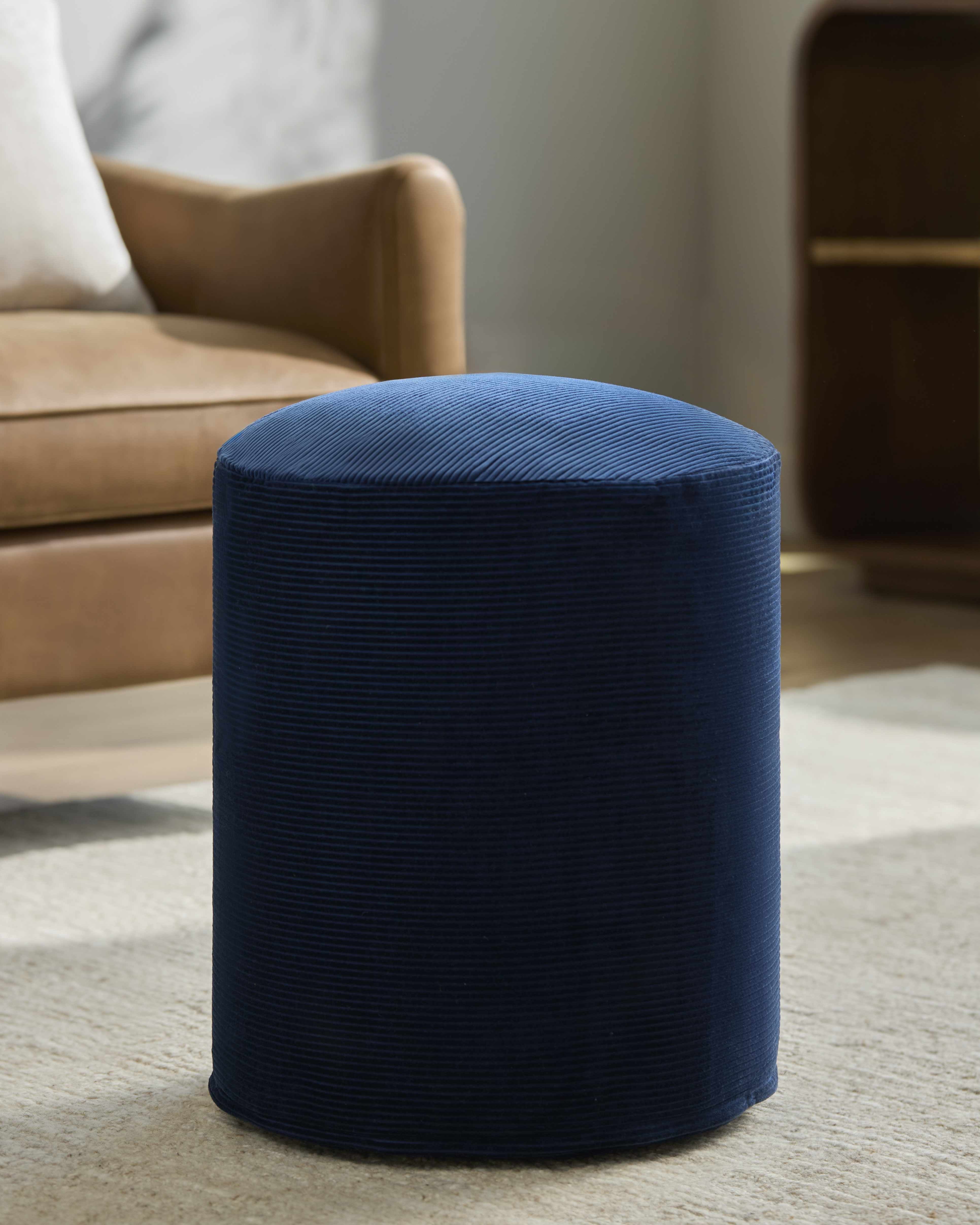 The Vaughn Pouf