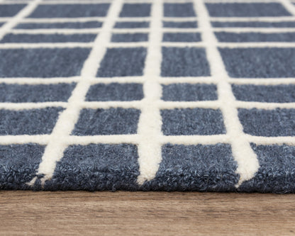 A07102 Area Rug