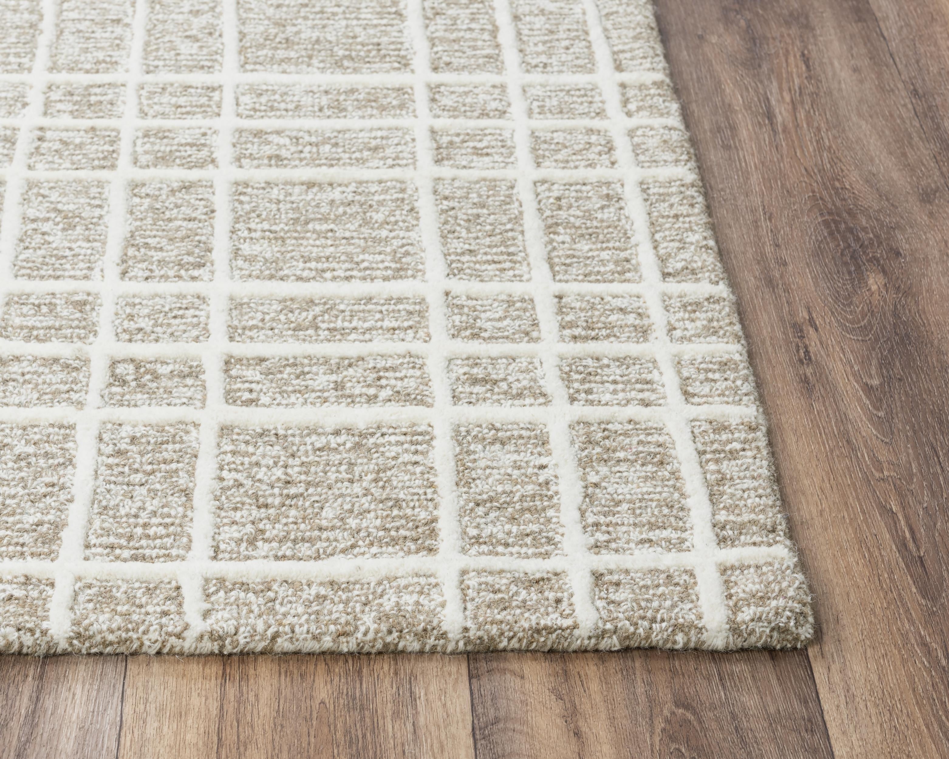 A07103 Area Rug