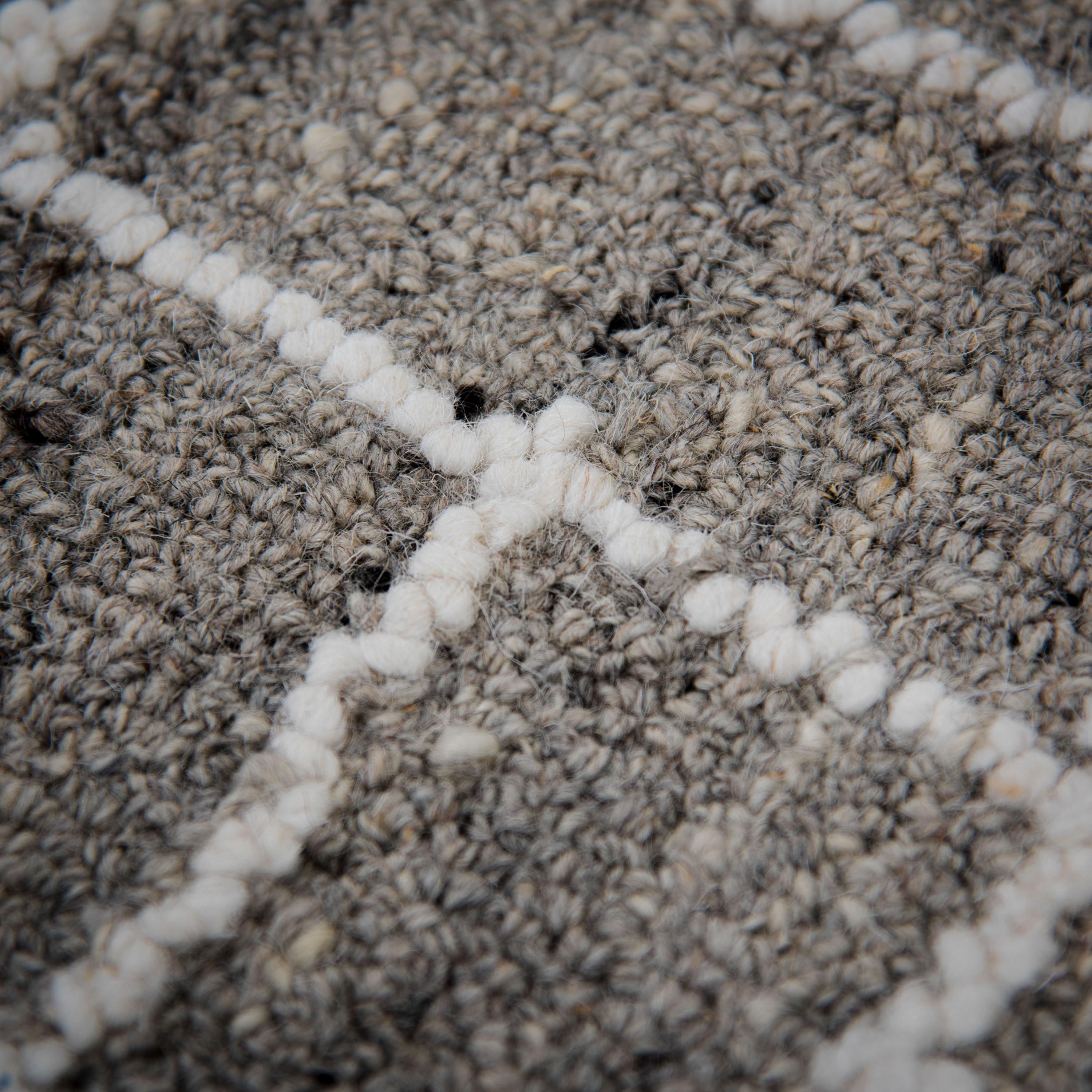 A07215 Area Rug
