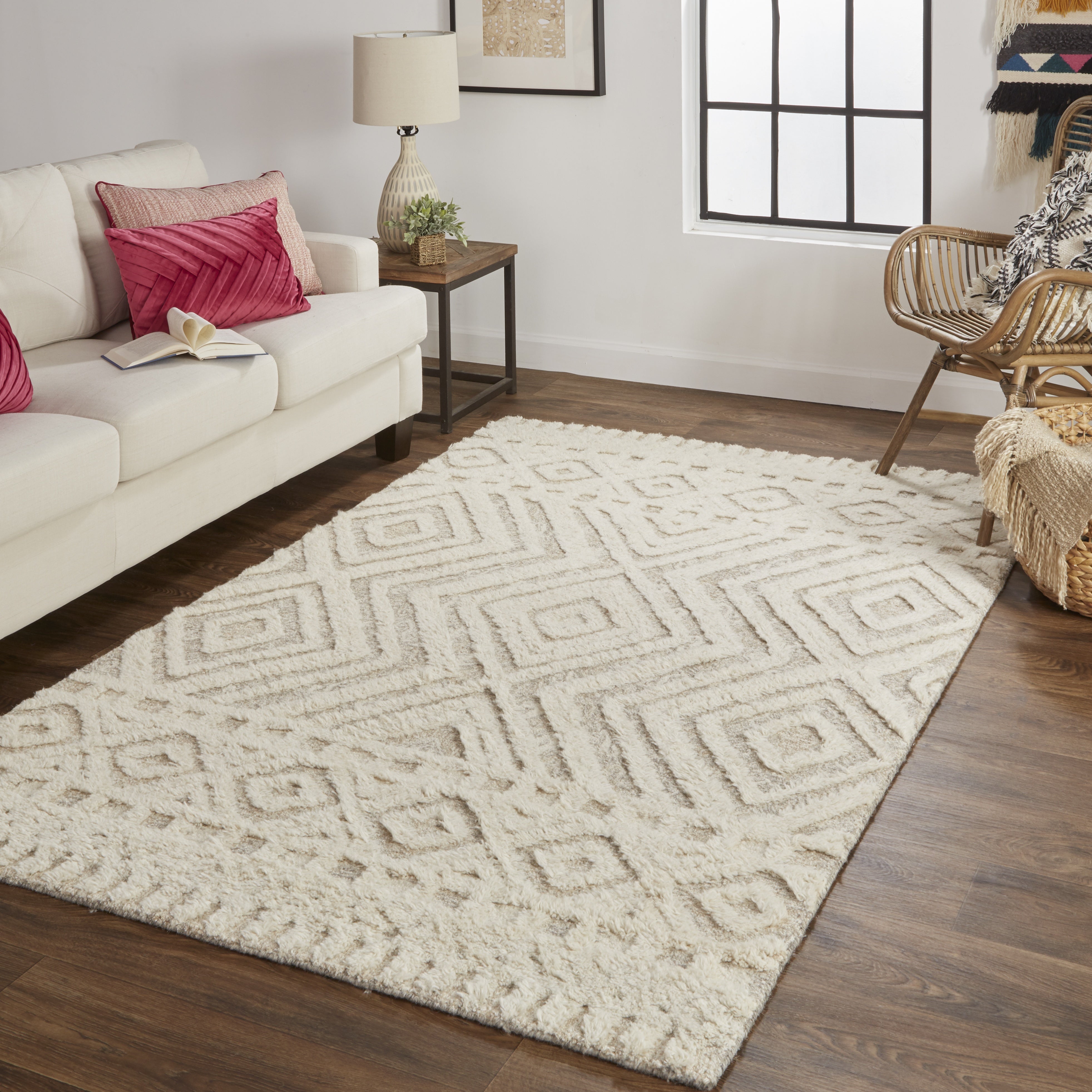 Anica Transitional Diamond - Ivory/Tan Area Rug