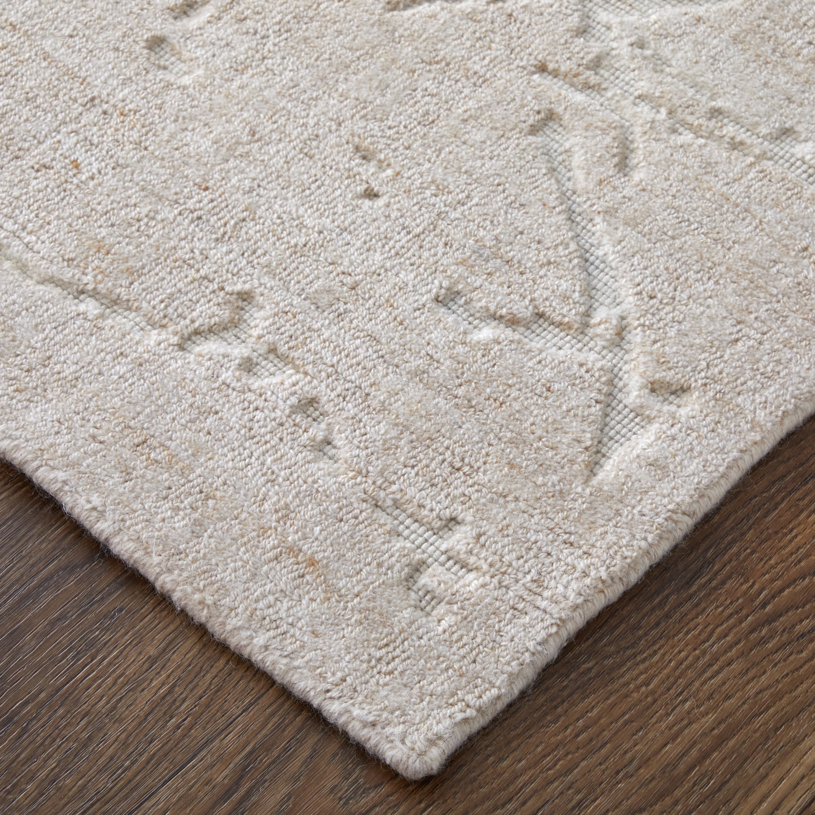 Aldrich Modern Solid - Tan/Ivory Area Rug