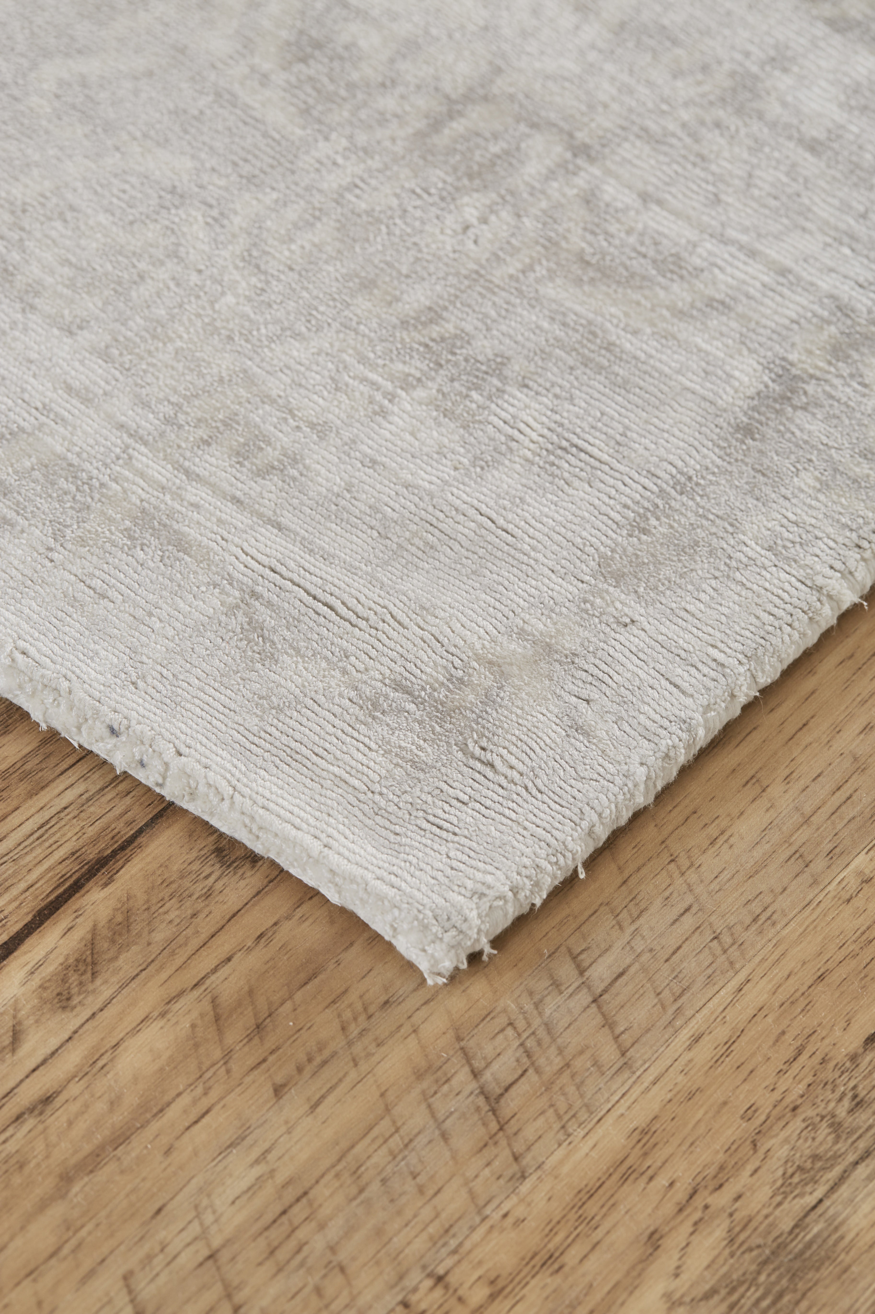 Nadia Transitional Solid - Ivory/Gray/Tan