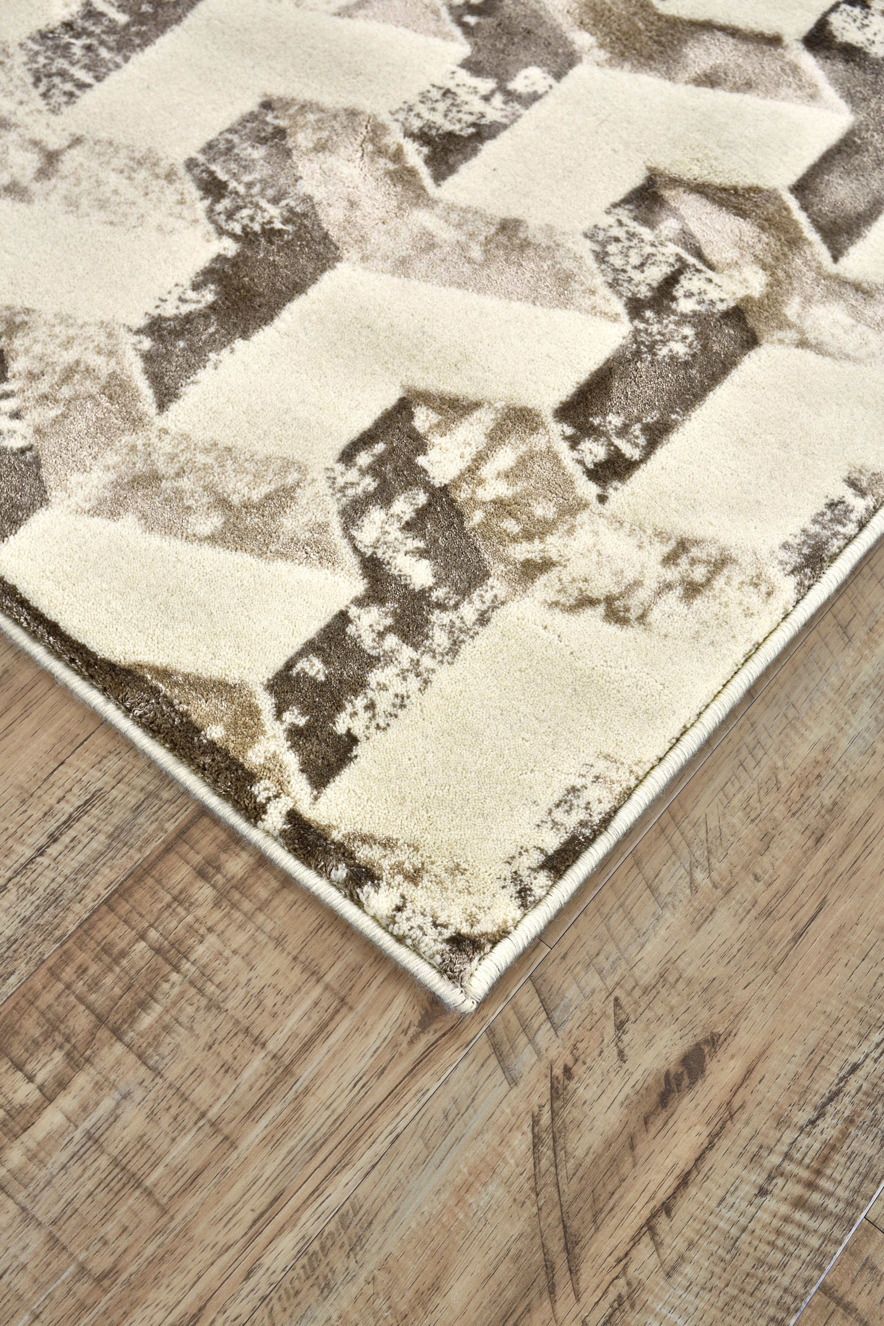 Azeri III Transitional Geometric - Ivory/Tan/Taupe