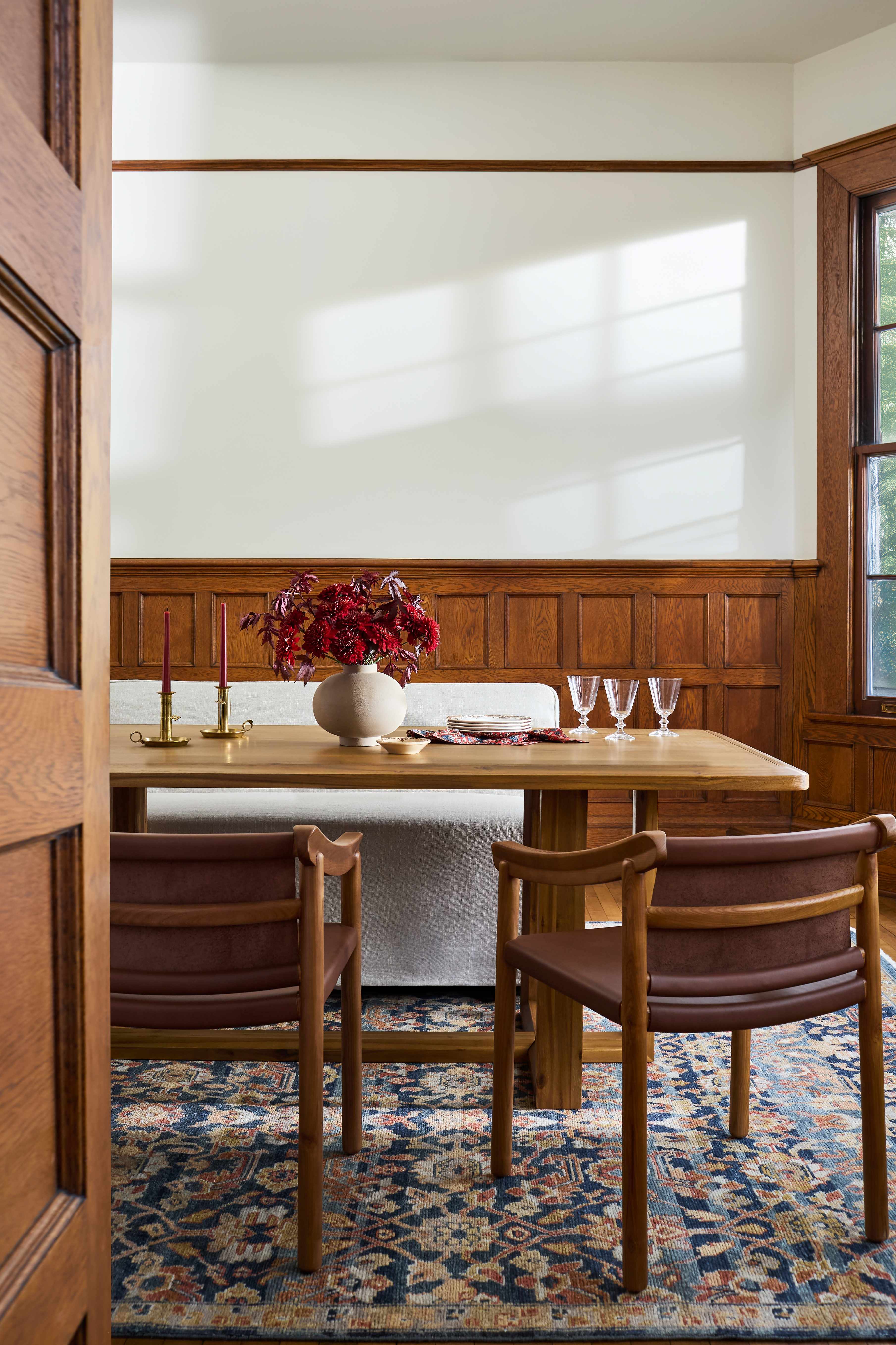 The Vela Dining Chair