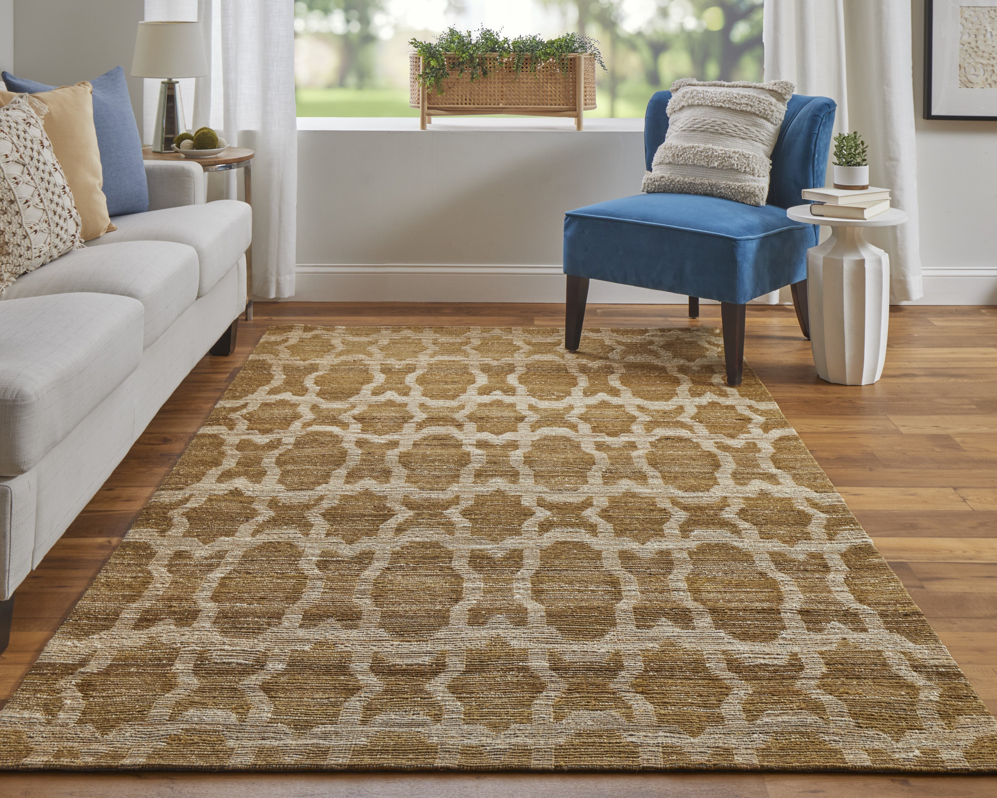 Lilliana Transitional Geometric - Tan/Ivory/Gold