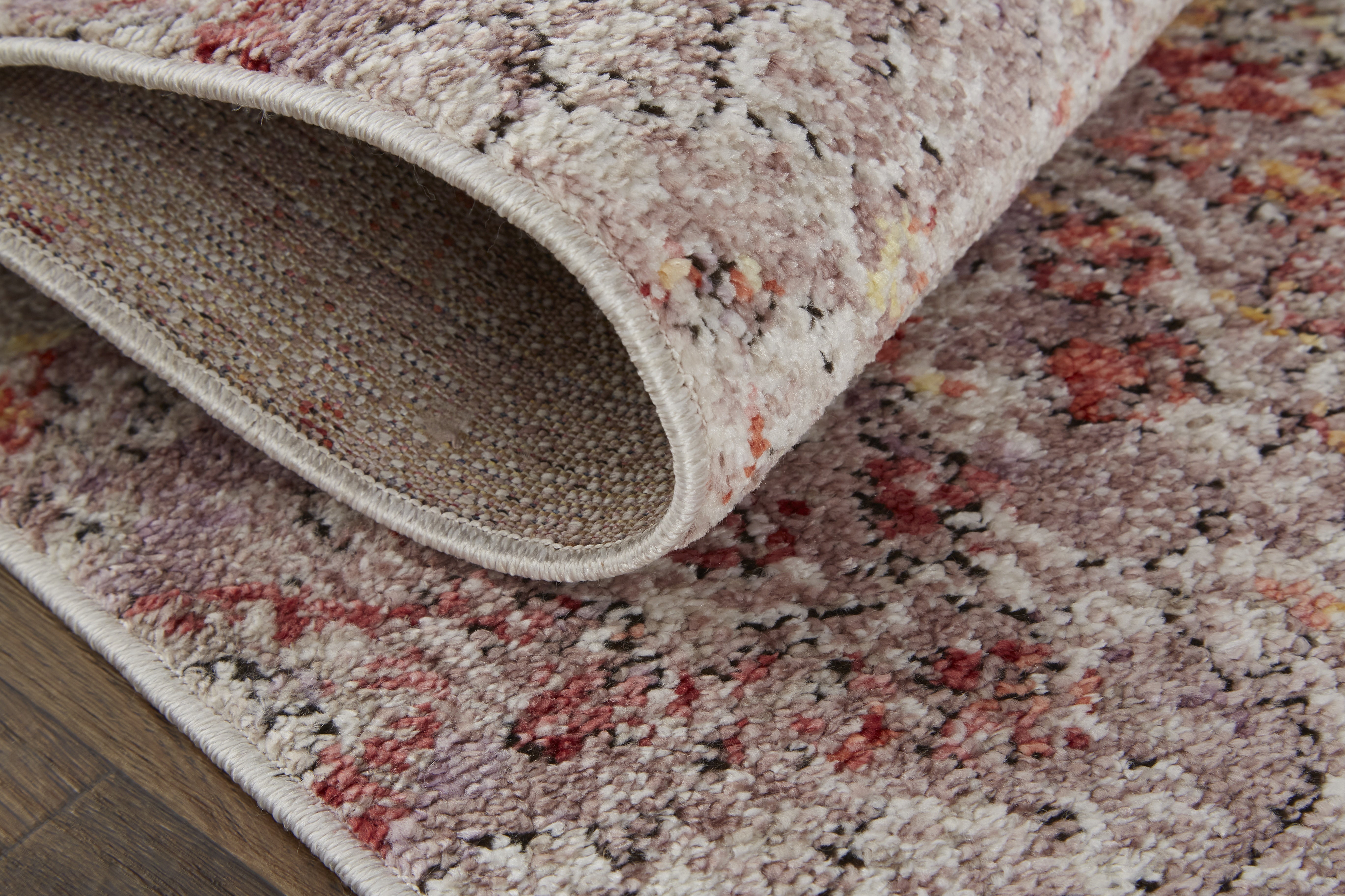 Armant Traditional Damask - Pink/Ivory/Gray