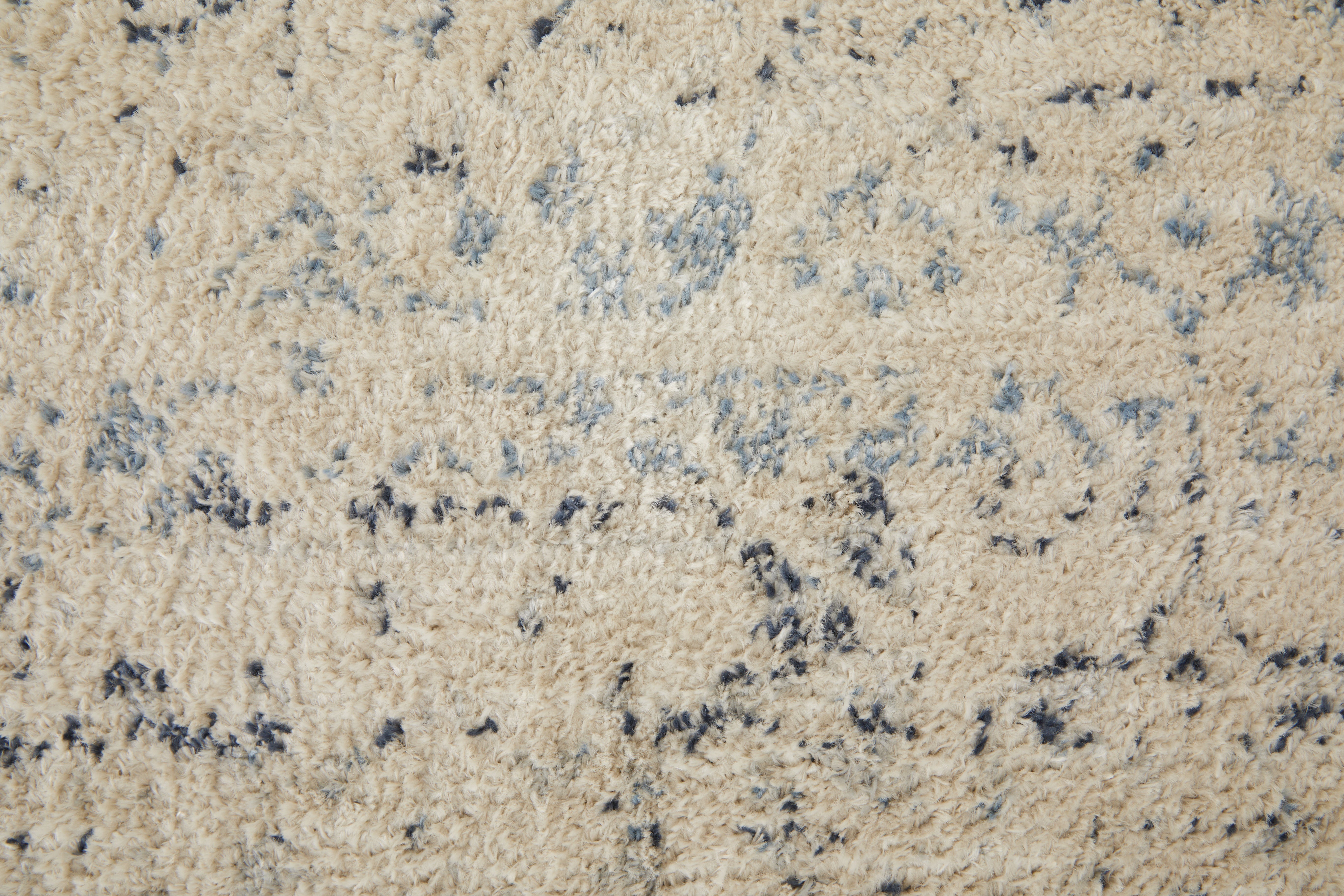 Camellia Transitional Bordered - Ivory/Gray