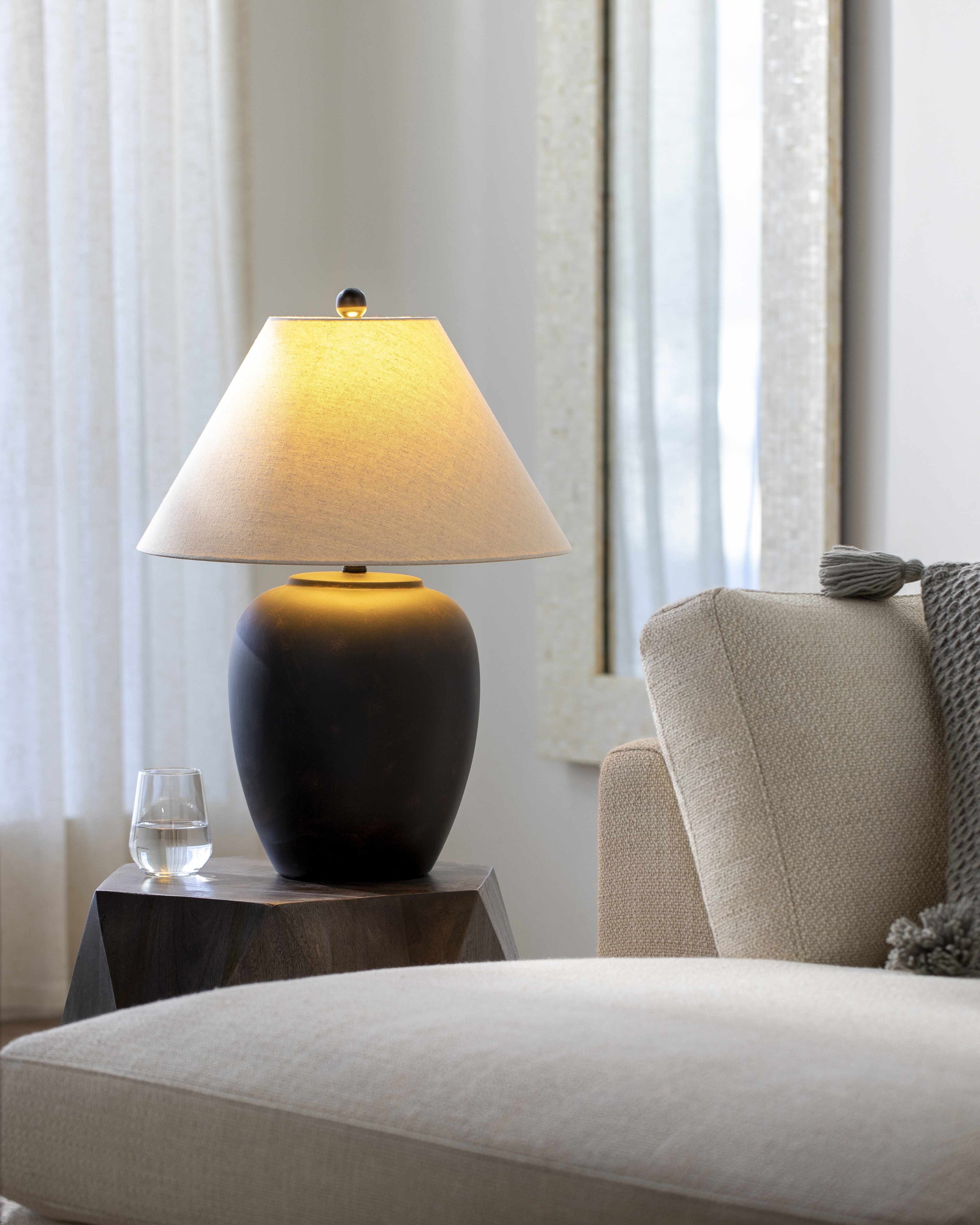 Neuenmarkt Table Lamp