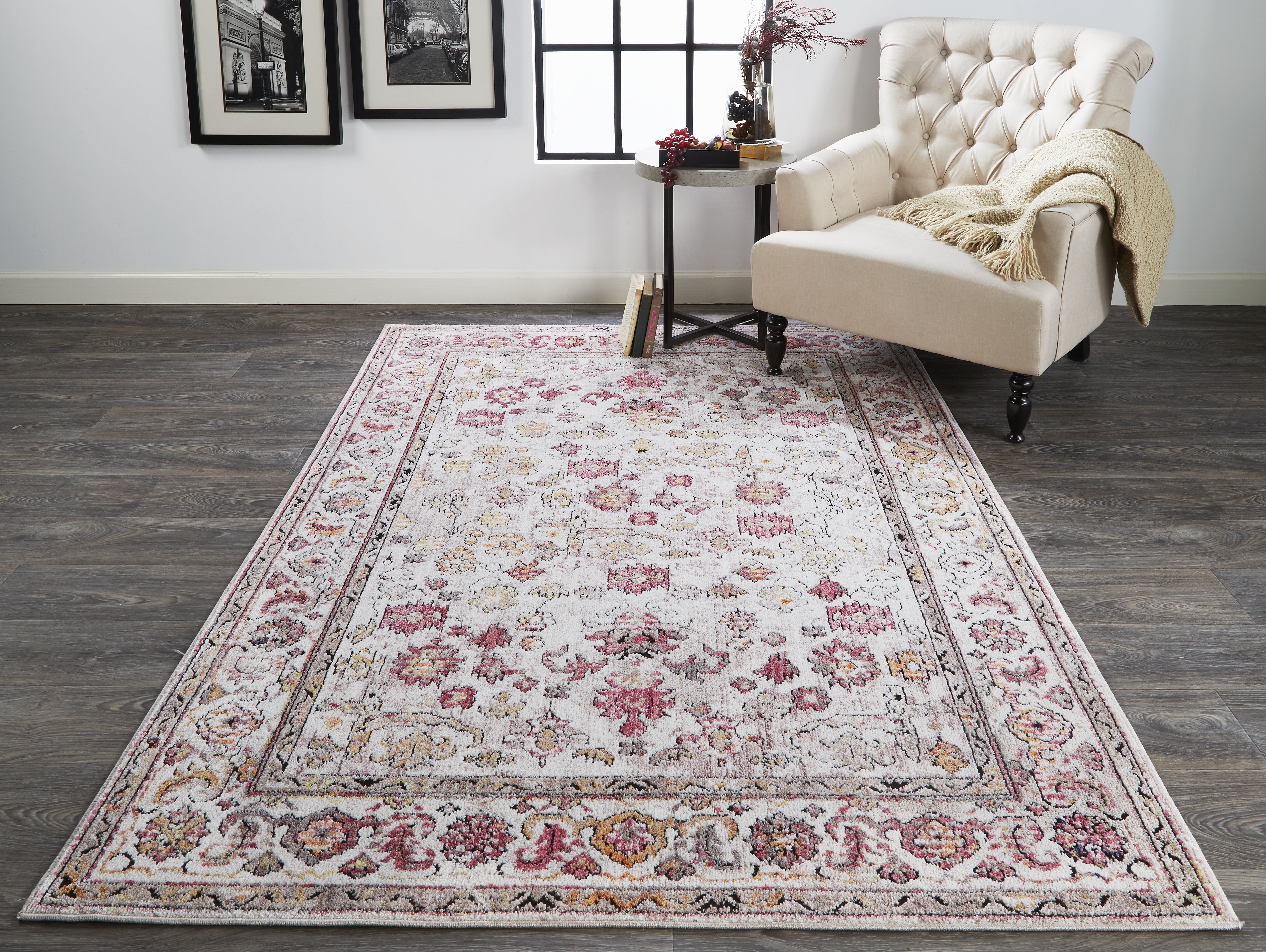 Armant Traditional Oriental - Ivory/Pink/Gray