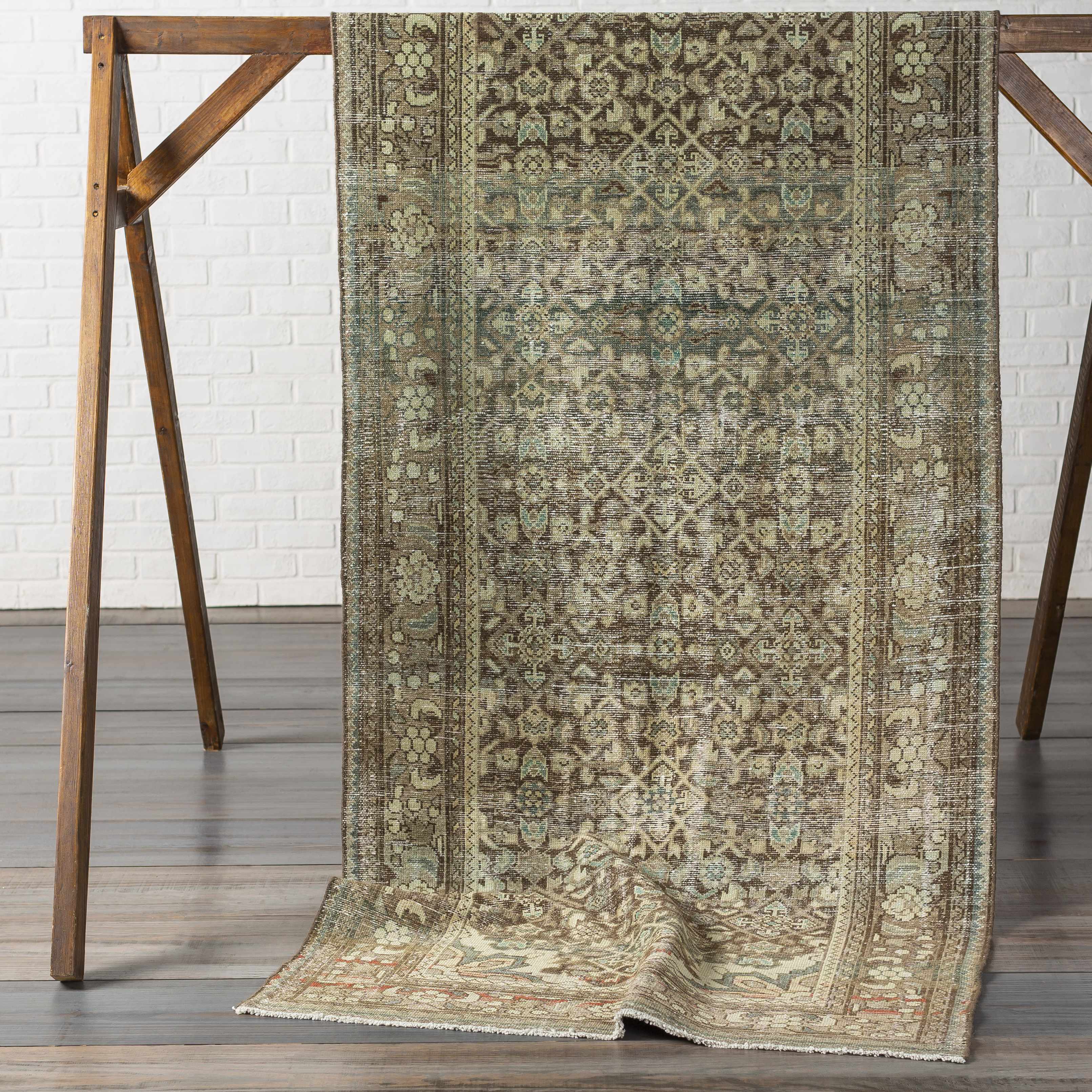 Donisthorpe Area Rug