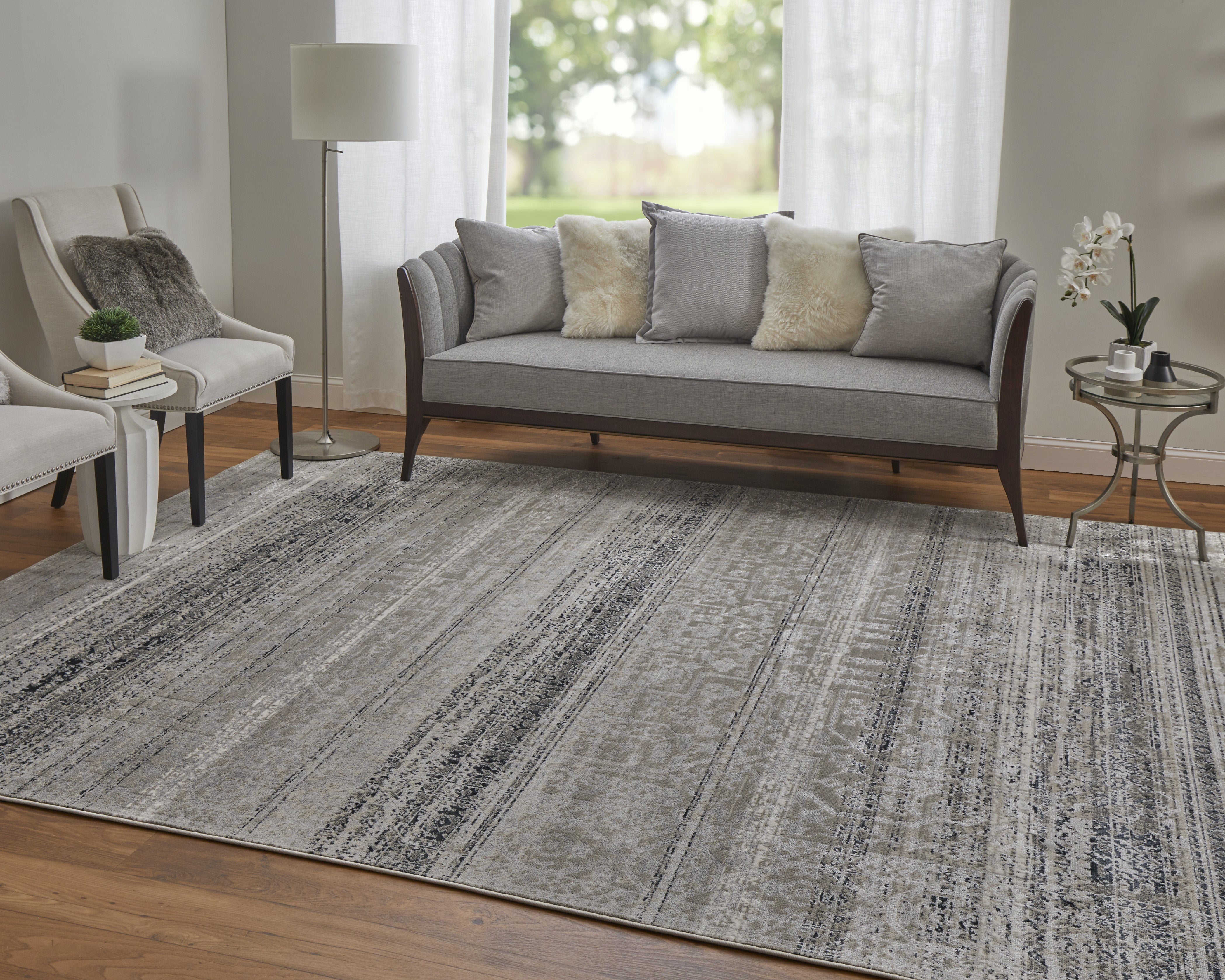 Macklaine Transitional Distressed - Taupe/Black/Ivory