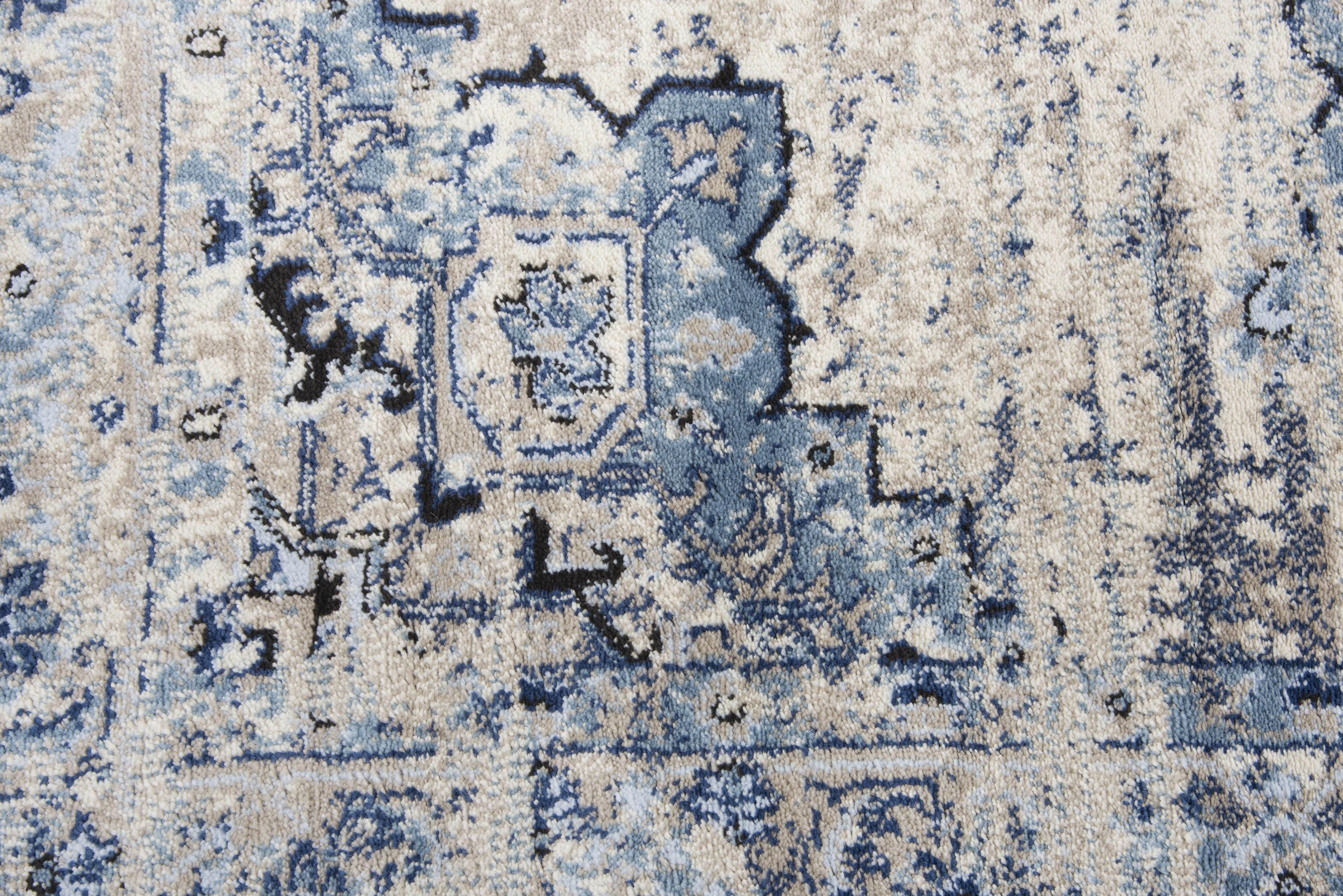 EN7350 Area Rug