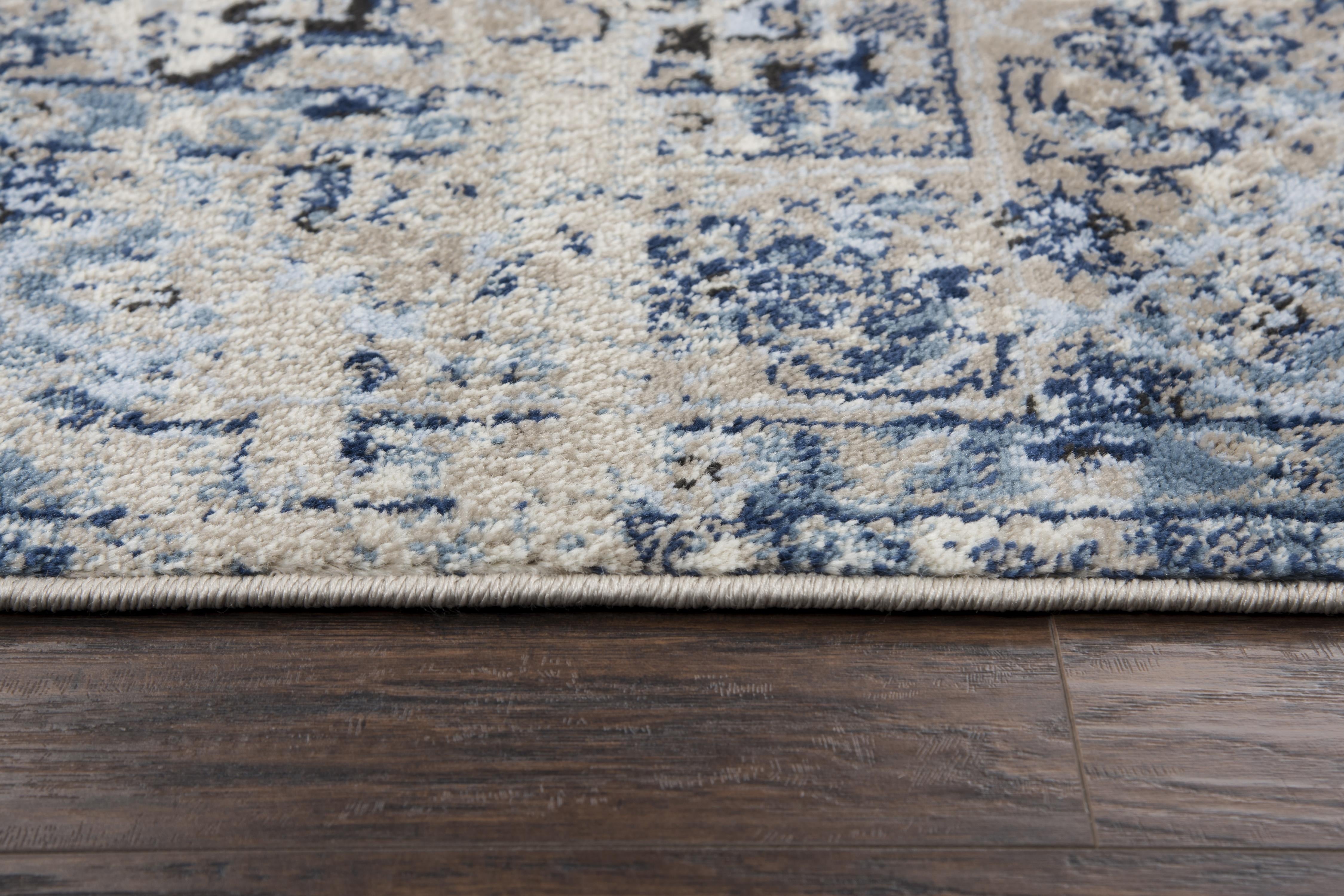 EN7350 Area Rug