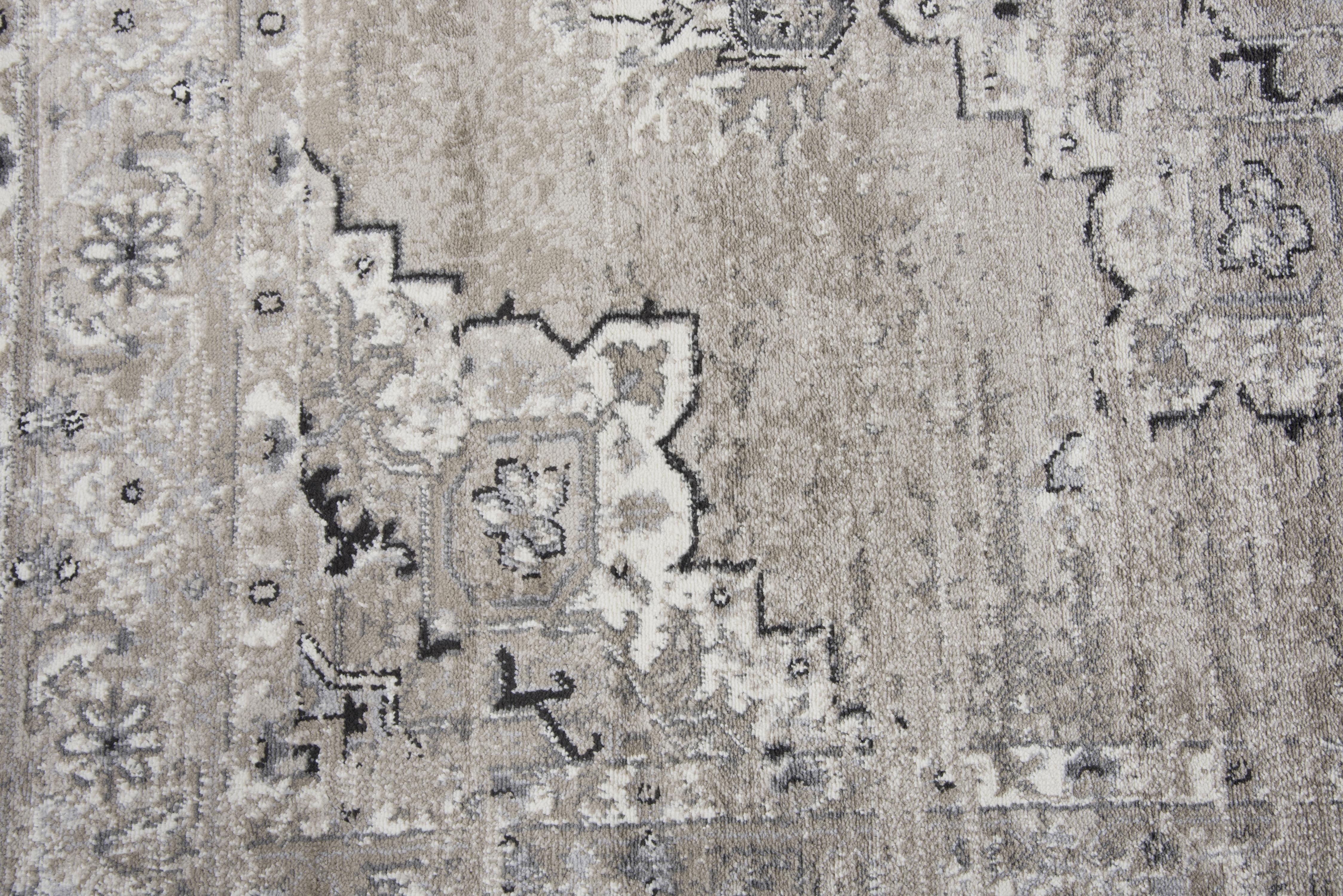 EN7351 Area Rug