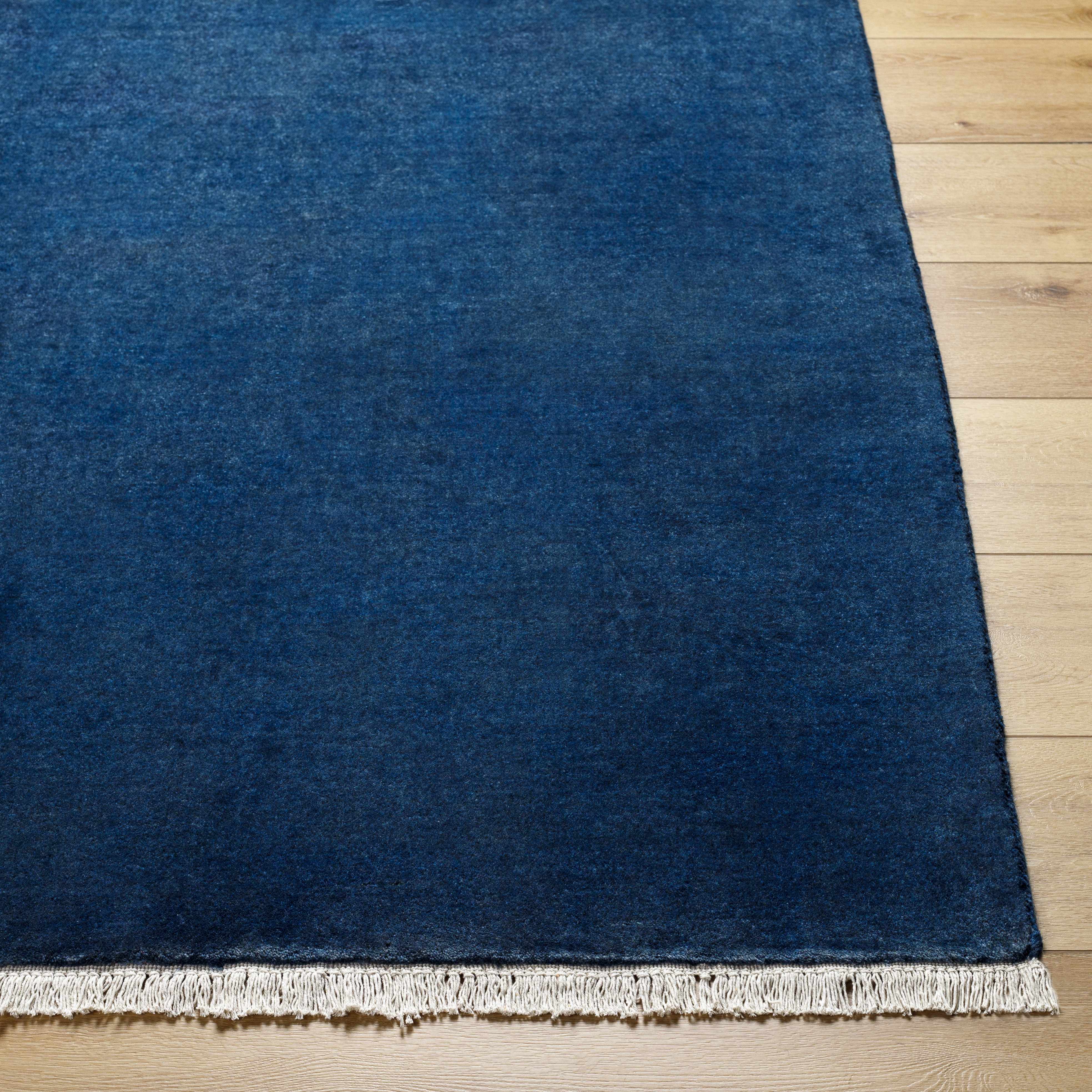 Elegant Solid Hand Loomed Wool Area Rug