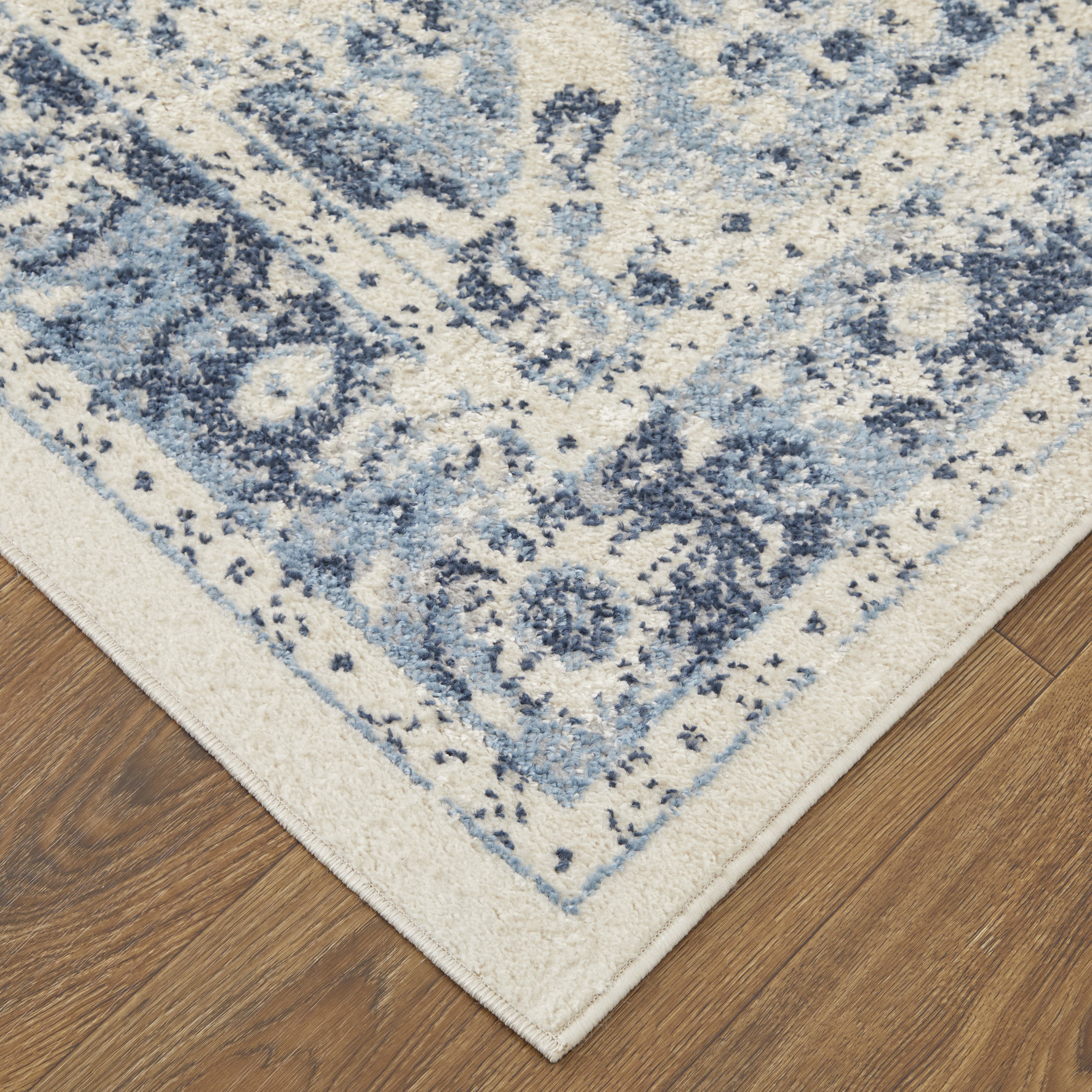 Camellia Transitional Medallion - Ivory/Blue