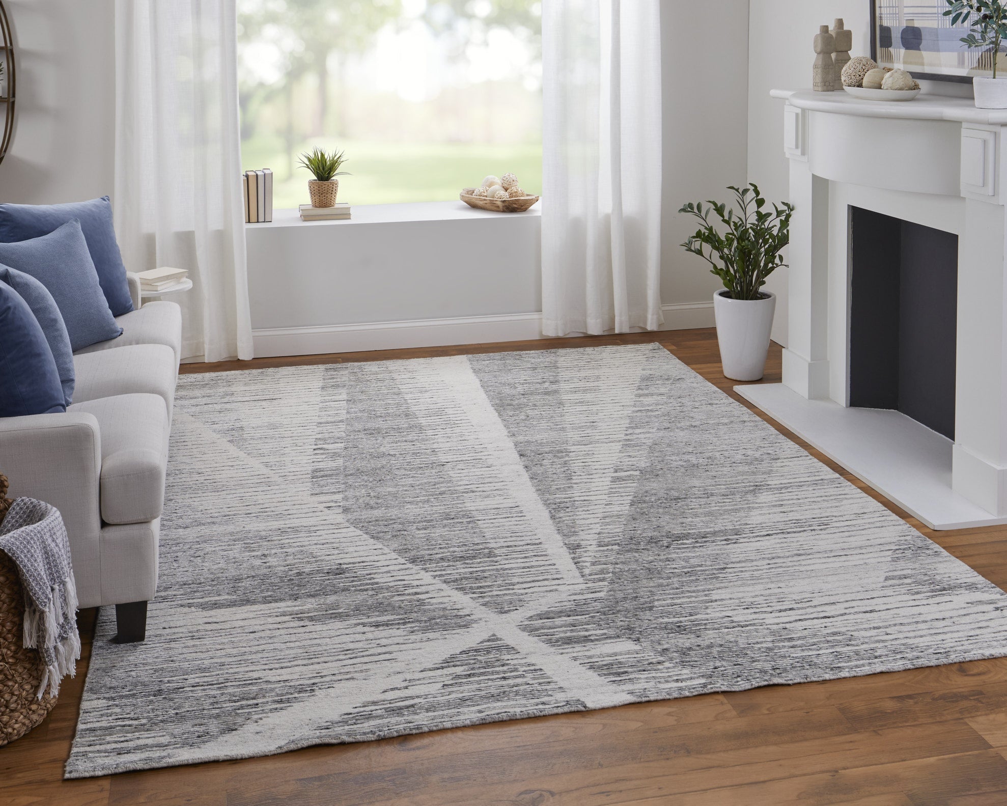 Brighton Modern Abstract - Ivory/Gray Area Rug
