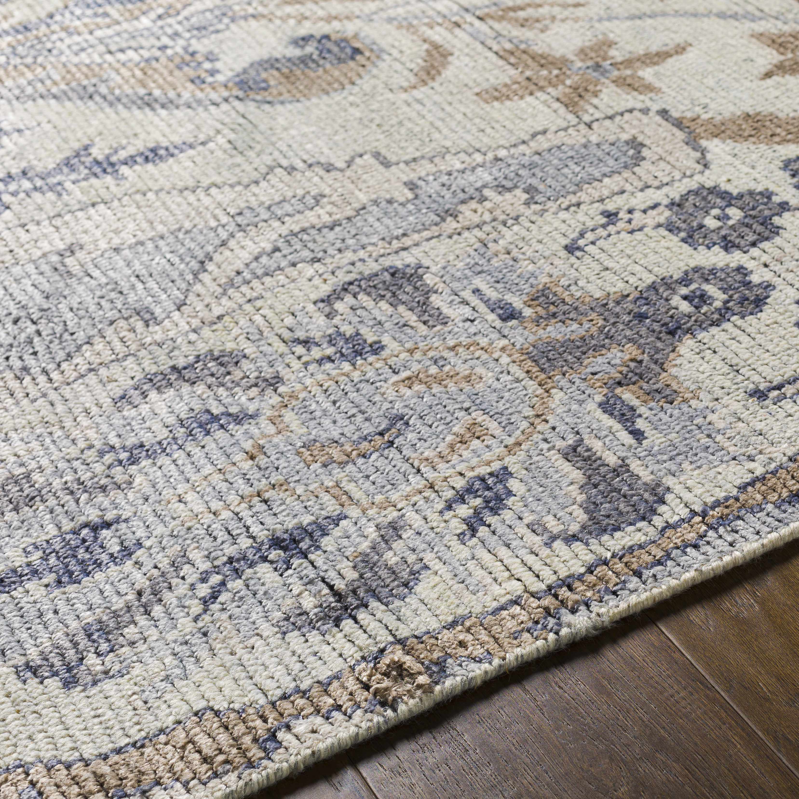 Symmetrical Silver Gray Hand-Knotted Wool & Viscose Area Rug