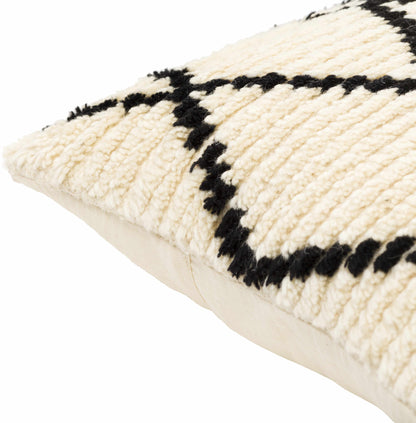 Dallas Deluxe Diamond Pillow - Square