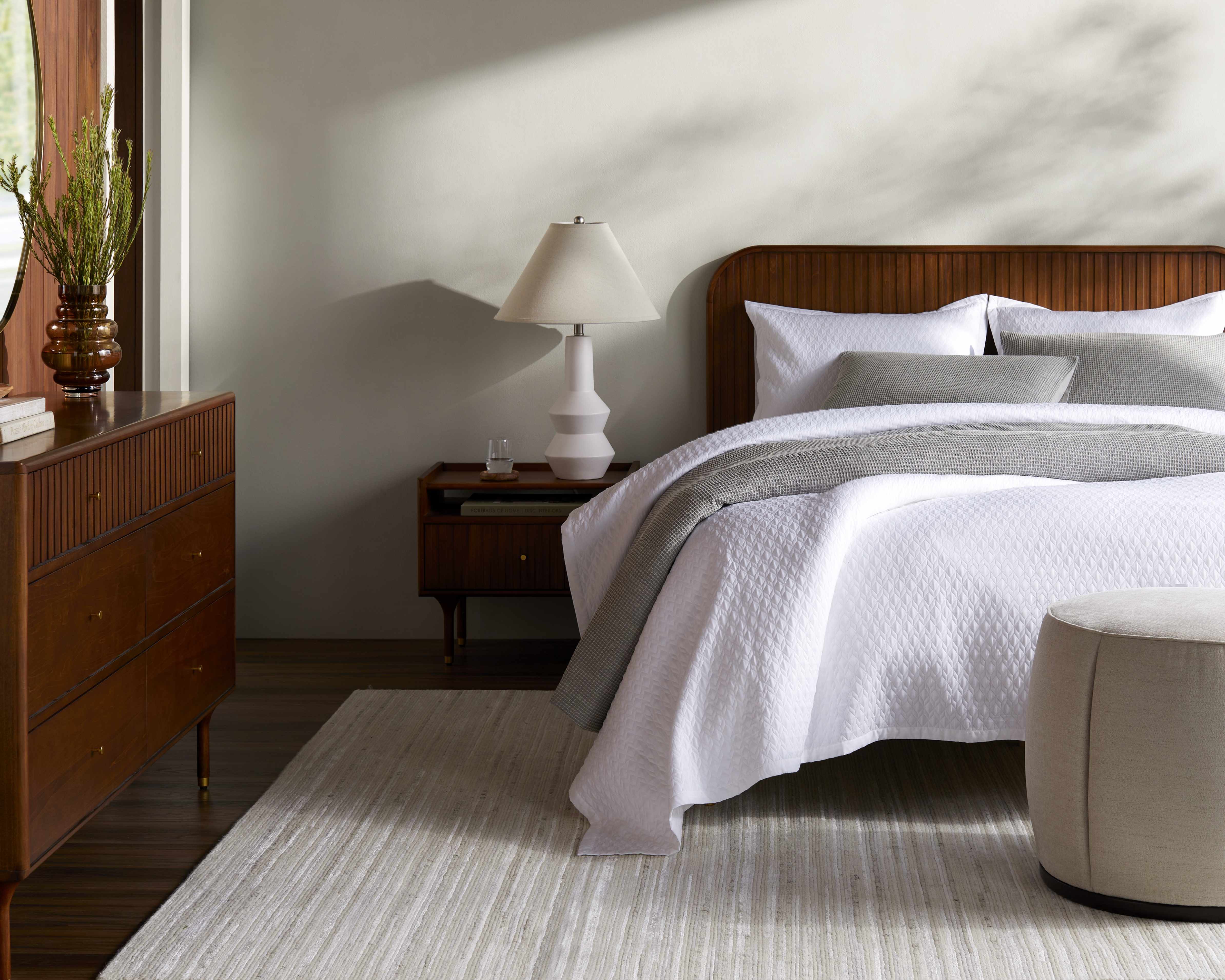 The Laurelwood Nightstand