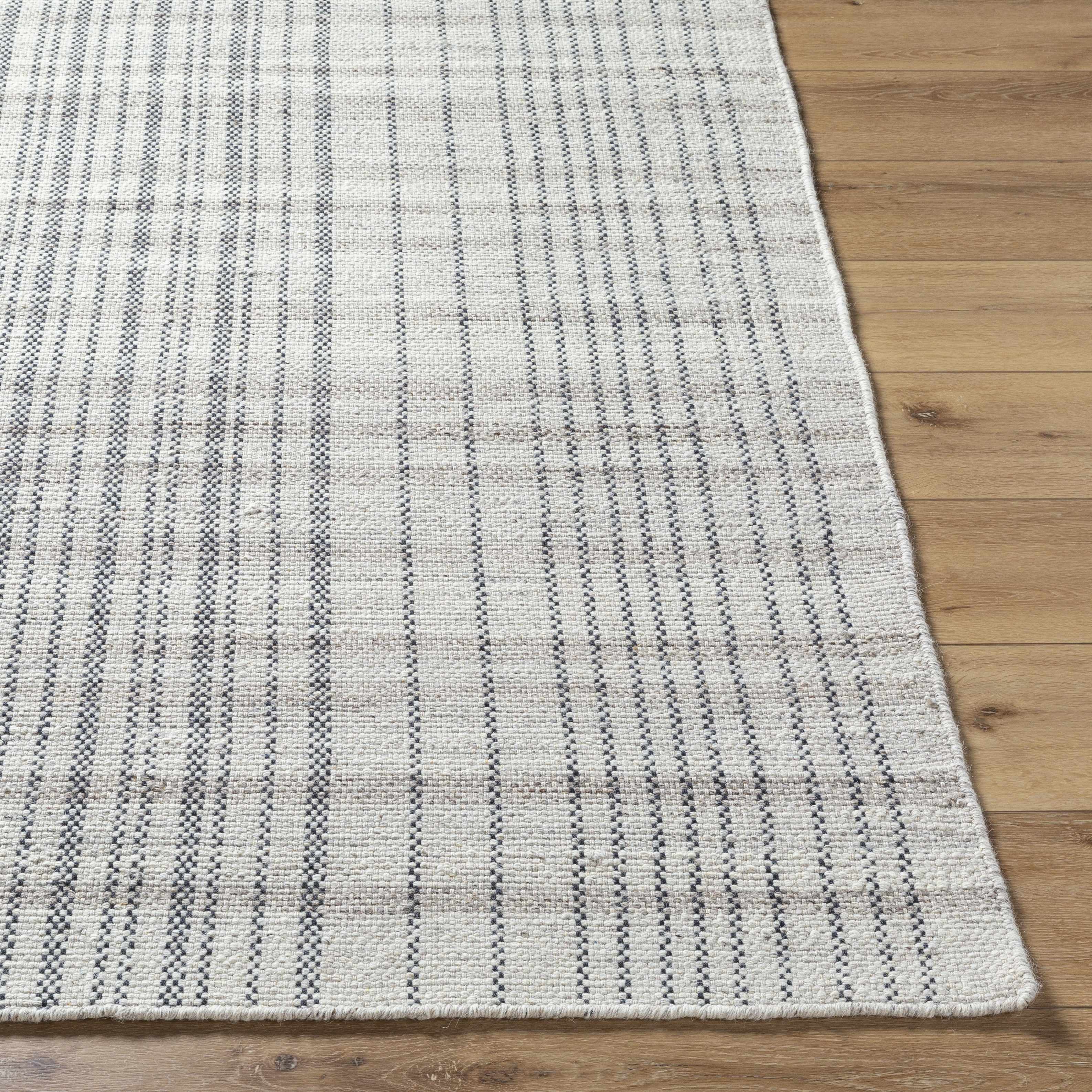 Classy Modern Wool Handwoven Area Rug