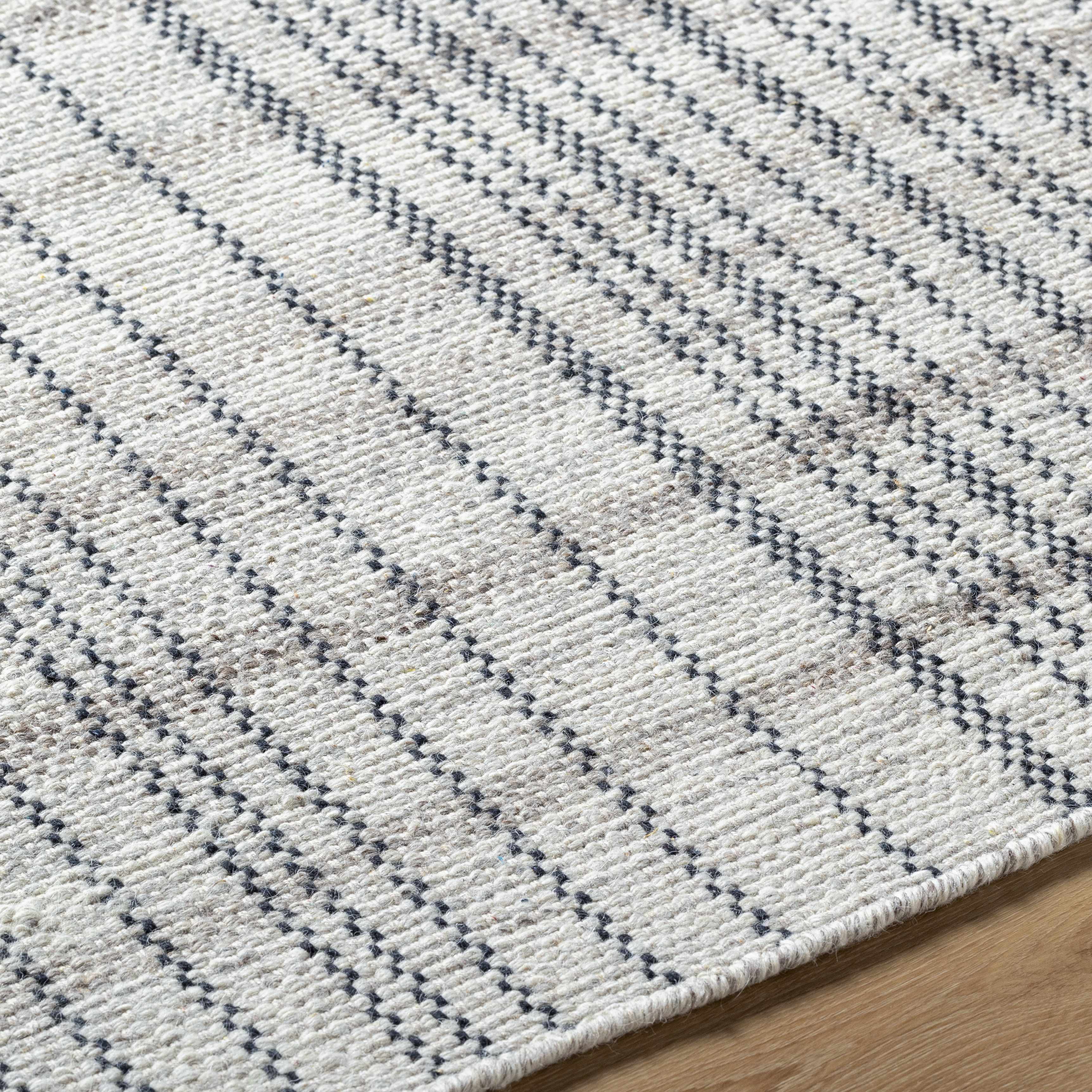 Classy Modern Wool Handwoven Area Rug