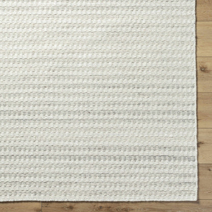 Regal Alluring Wool Handwoven Area Rug